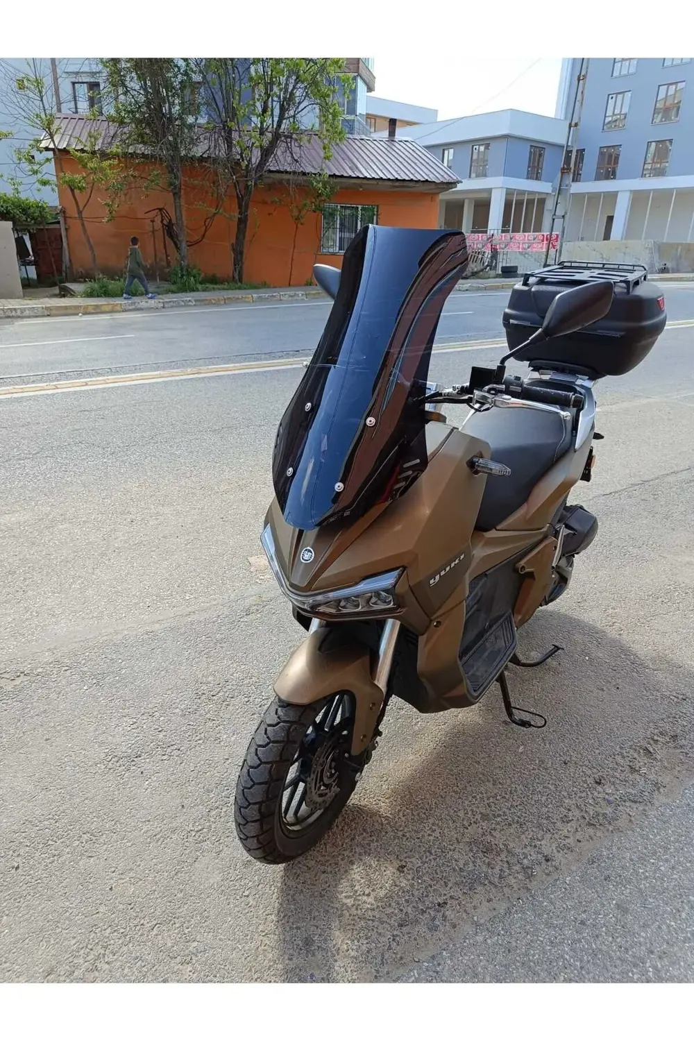 YukiAdventure 150 Siperlik Ön Cam 2023-2025 Model 75cm Siyah Renk
