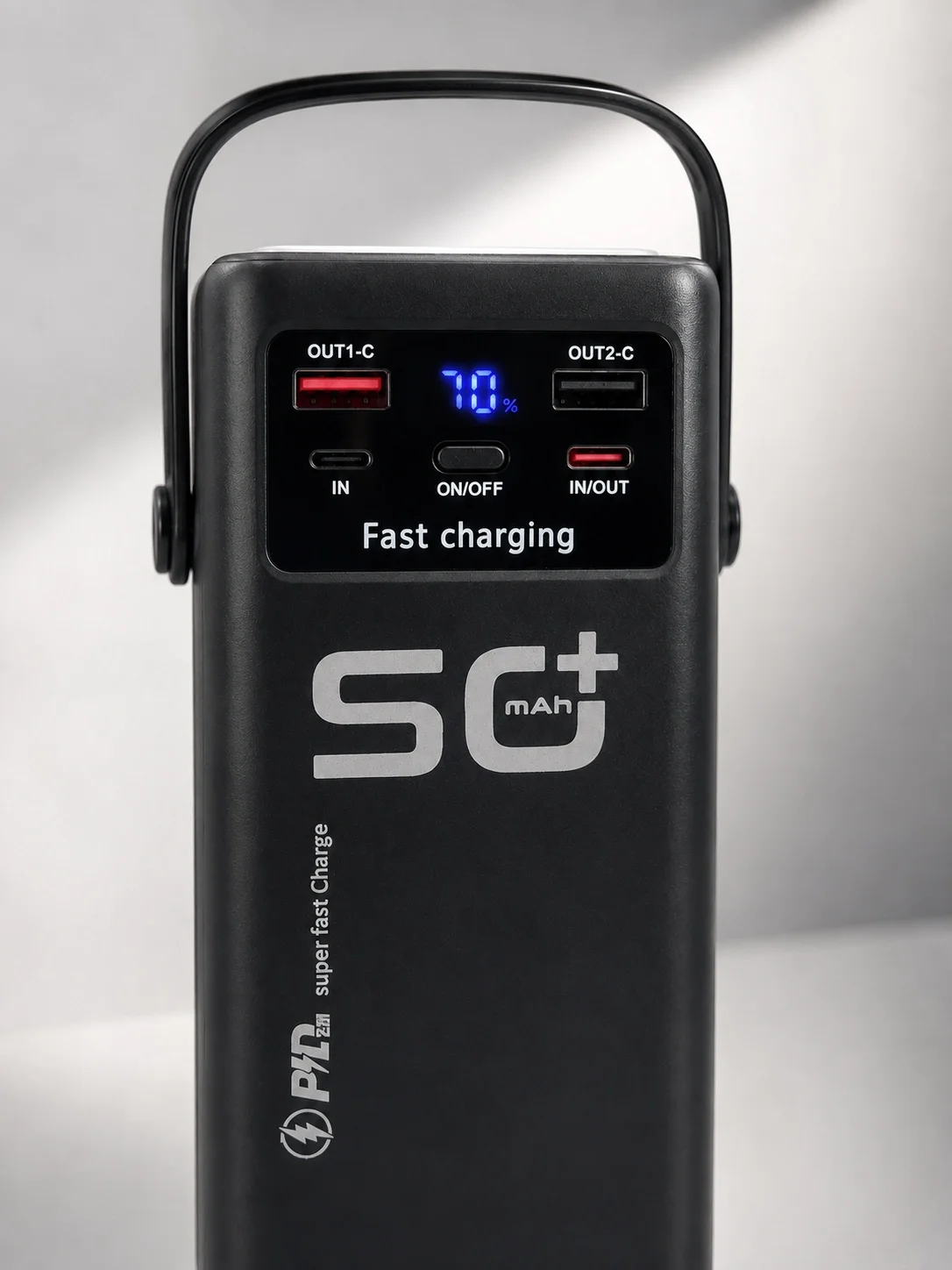Yüksek Kapasiteli 50.000 mAh Powerbank 22,5 W Hızlı Şarj 4 Dahili Kablo LED Aydınlatma Yüksek Kapasiteli 50.000 mAh Powerbank 22,5 W Hızlı Şarj 4 Dahili Kablo LED Aydınlatma