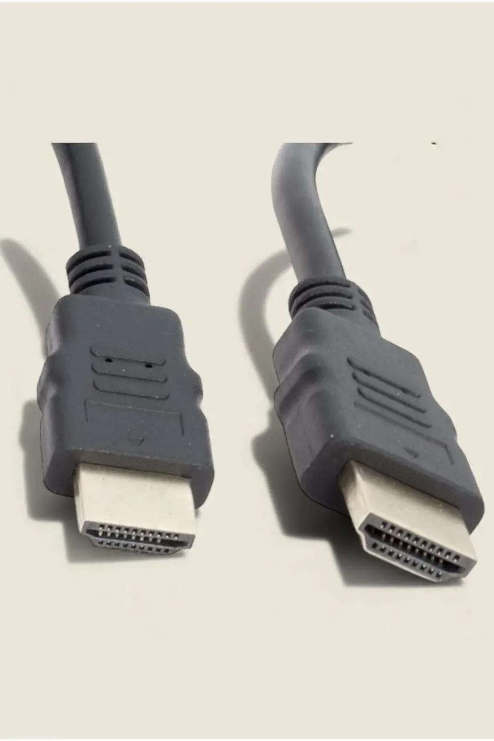 Yüksek Performanslı 30 cm Düz Siyah HDMI Kısa Bağlantı Hattı