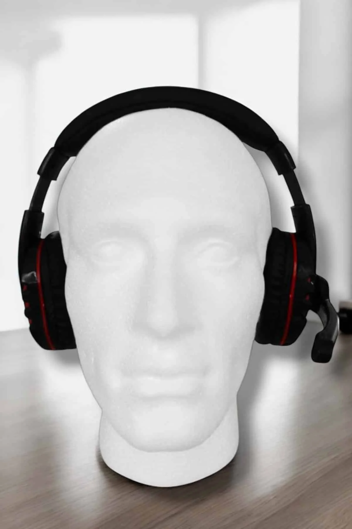 Yüksek Ses Kalitesi ve Aktif Gürültü Engelleme Özellikli Kablolu 