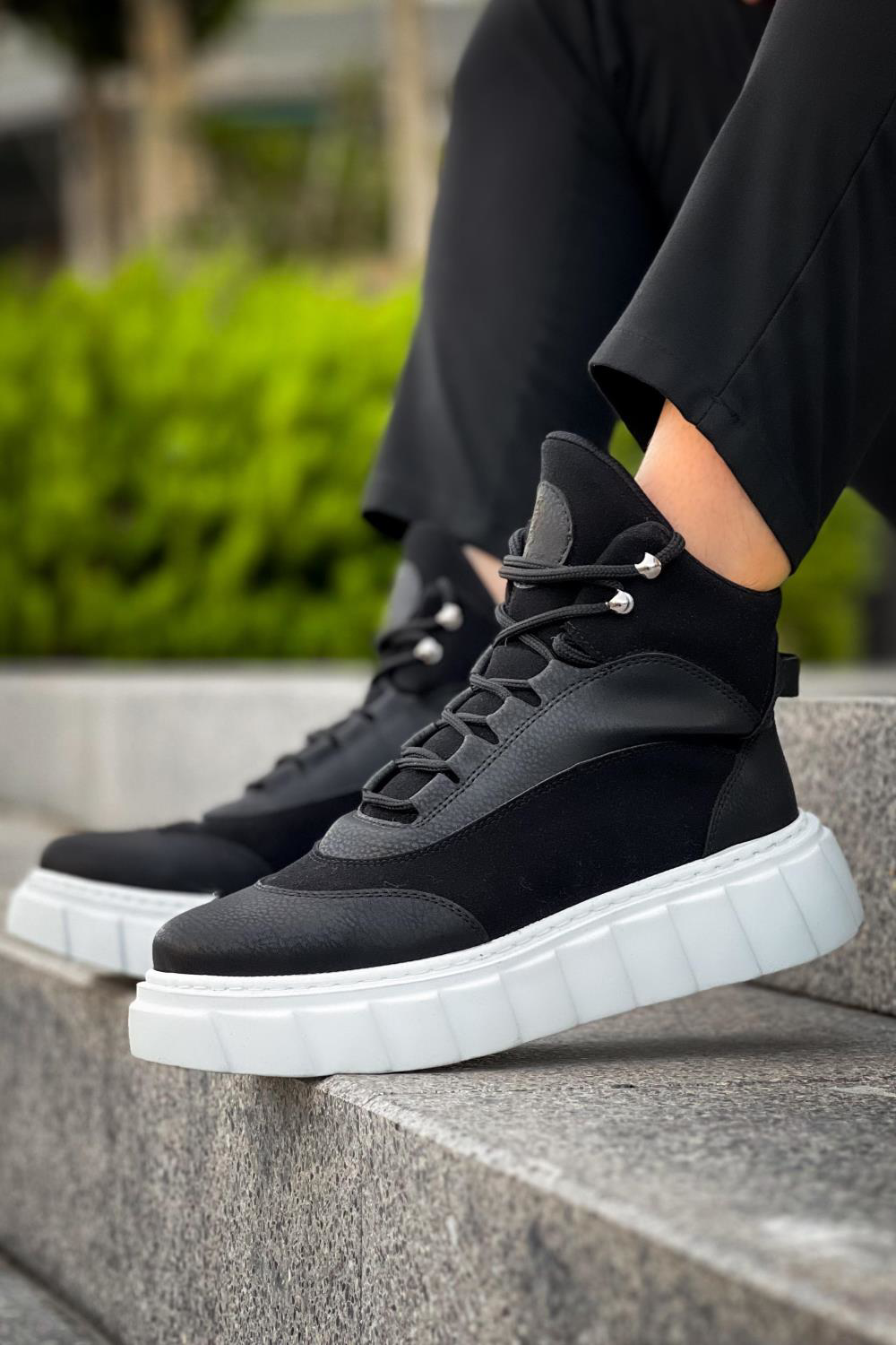 Yüksek Taban Bot 104 Siyah (Beyaz Taban) UP