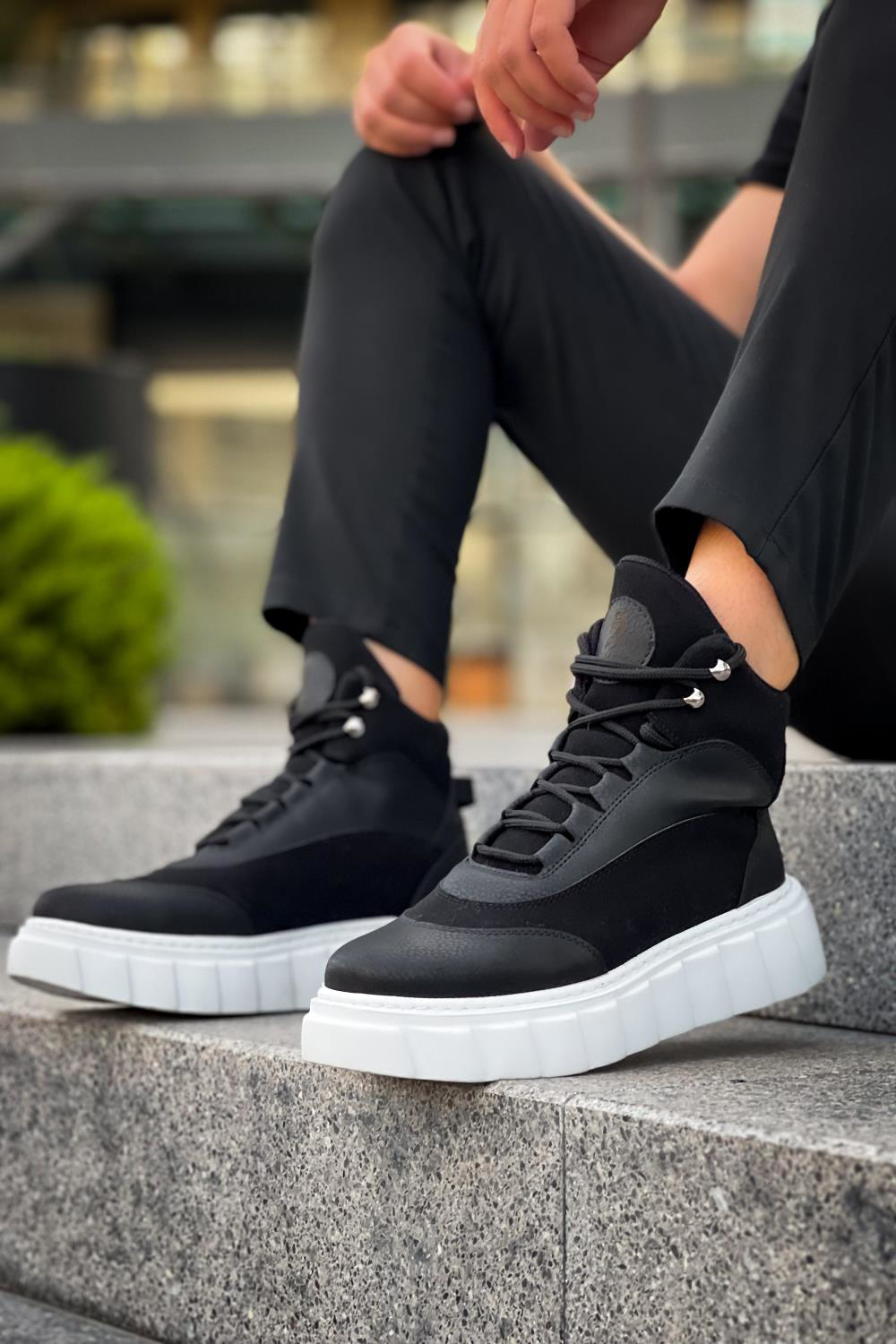 Yüksek Taban Bot 104 Siyah (Beyaz Taban) UP