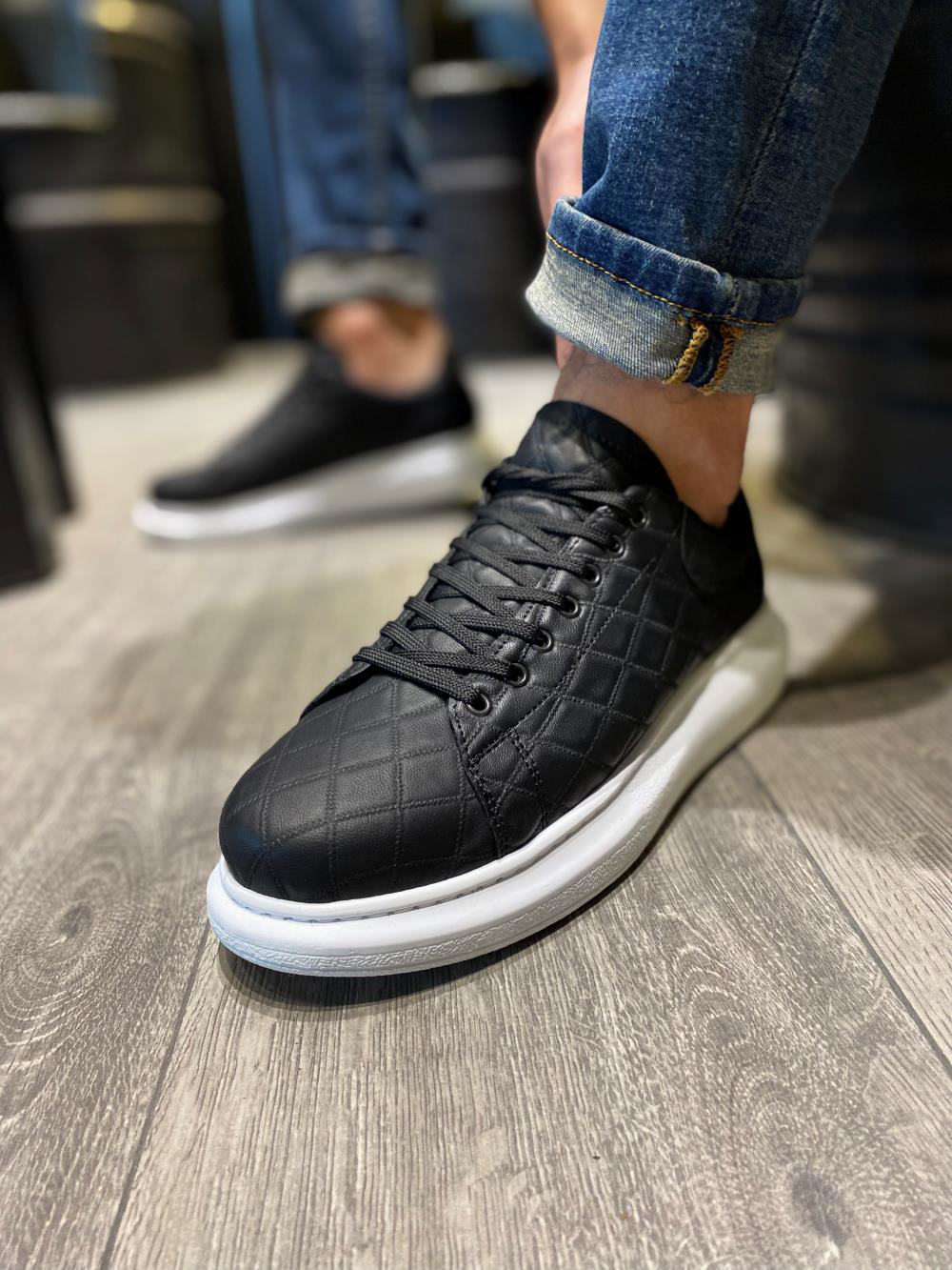 Yüksek Taban Günlük Ayakkabı 044 KAPİTONE Siyah (Beyaz Taban)