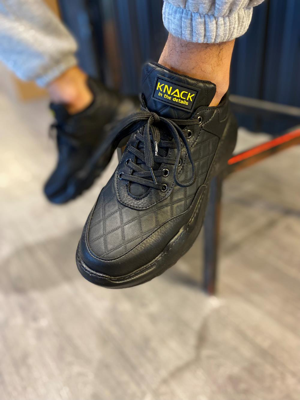 Yüksek Taban Günlük Ayakkabı N75 Kapitone Siyah (Siyah Taban)