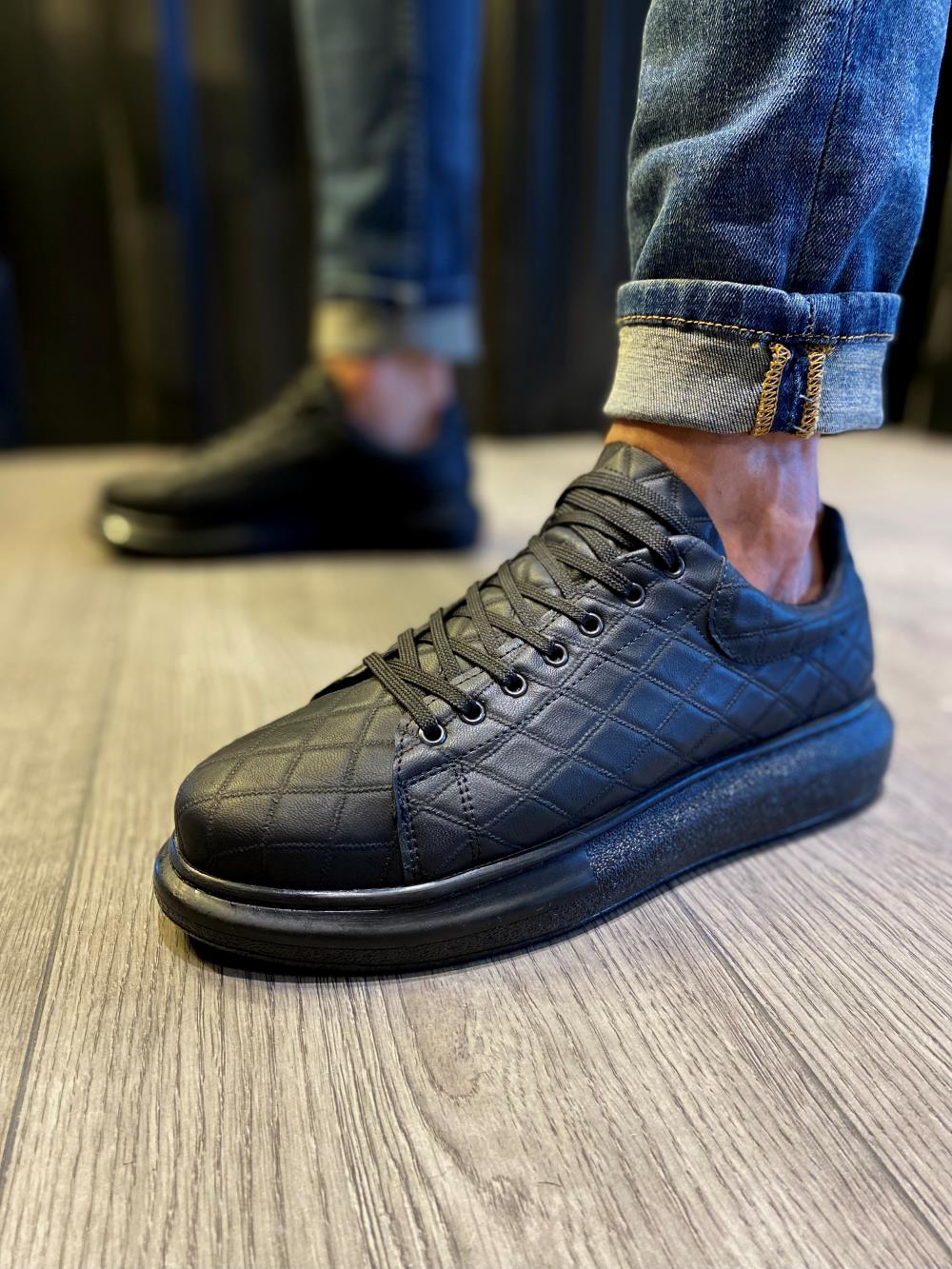 Yüksek Taban Günlük Ayakkabı 044 KAPİTONE Siyah (Siyah Taban)