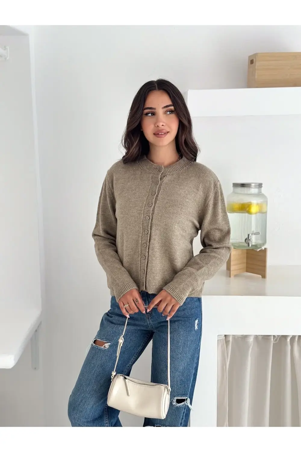 Yumuşak Dokulu 10 Düğme Triko Hırka