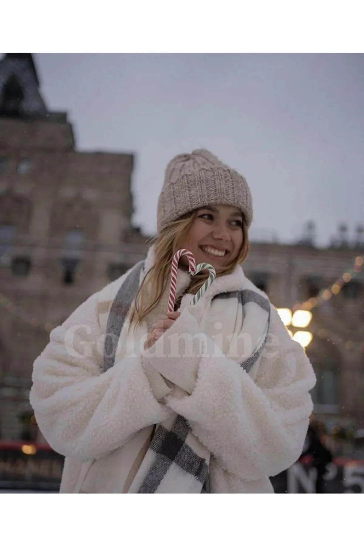 Yumuşak Dokulu Çizgili Atkı