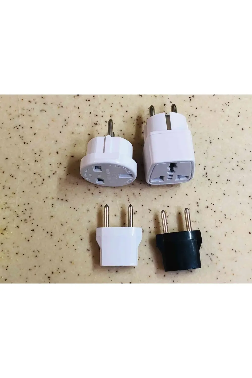 Yurt Dışı Elektronik Cihazlar Için 4 Farklı Priz Dönüştürücü Set