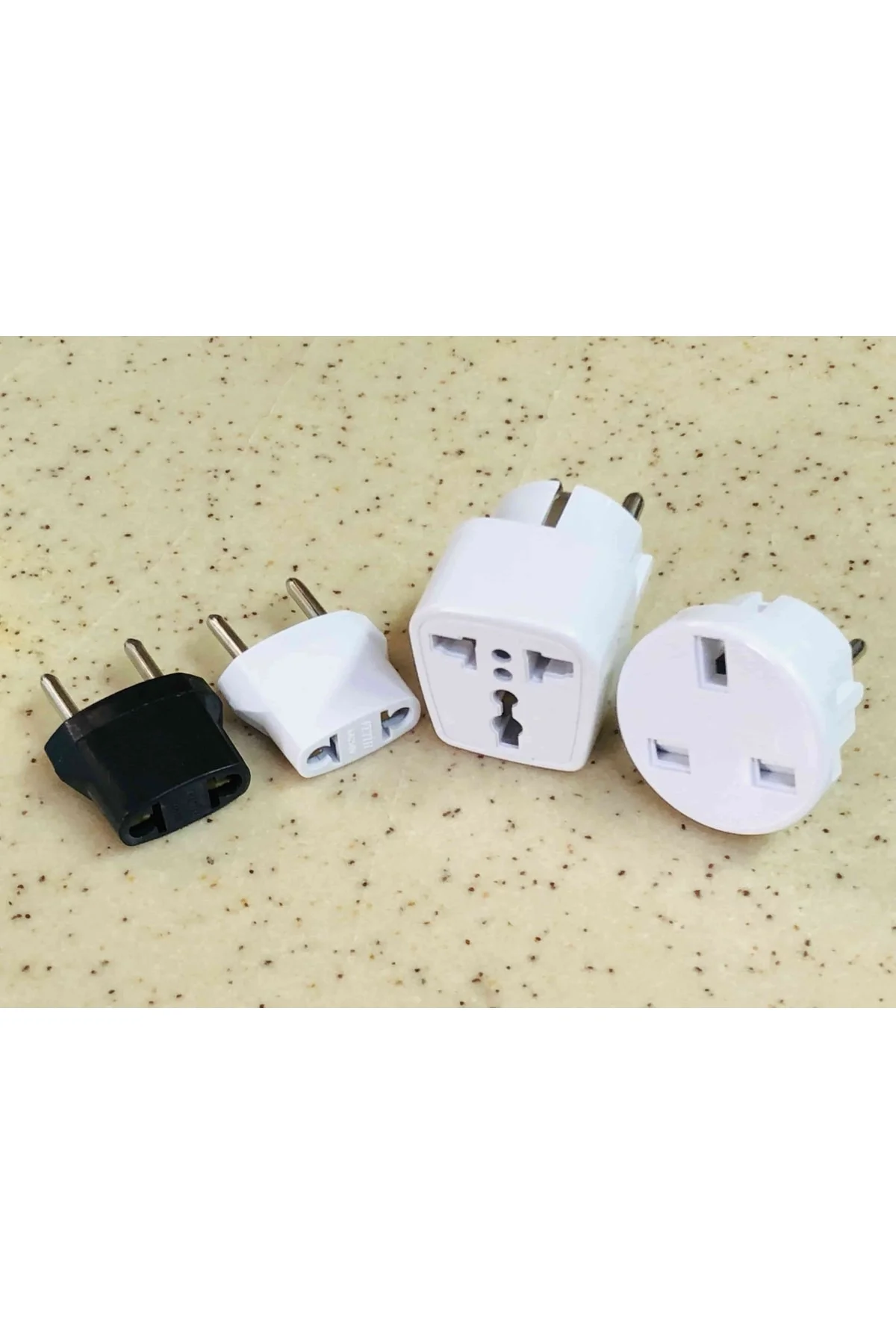Yurtdışı Cihazları Için Elektrik Prizi Çevirici Seti 4 Farklı Dönüştürücü Yurtdışı Cihazları Için Elektrik Prizi Çevirici Seti 4 Farklı Dönüştürücü