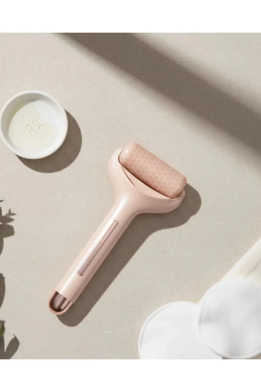 Yüz İçin Buz Silindiri Cilt Sıkılaştırıcı Ve Ferahlatıcı Masaj Al