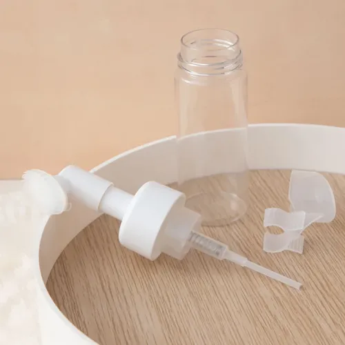 Woody Sofia Yüz Temizleme Köpüğü Şişesi