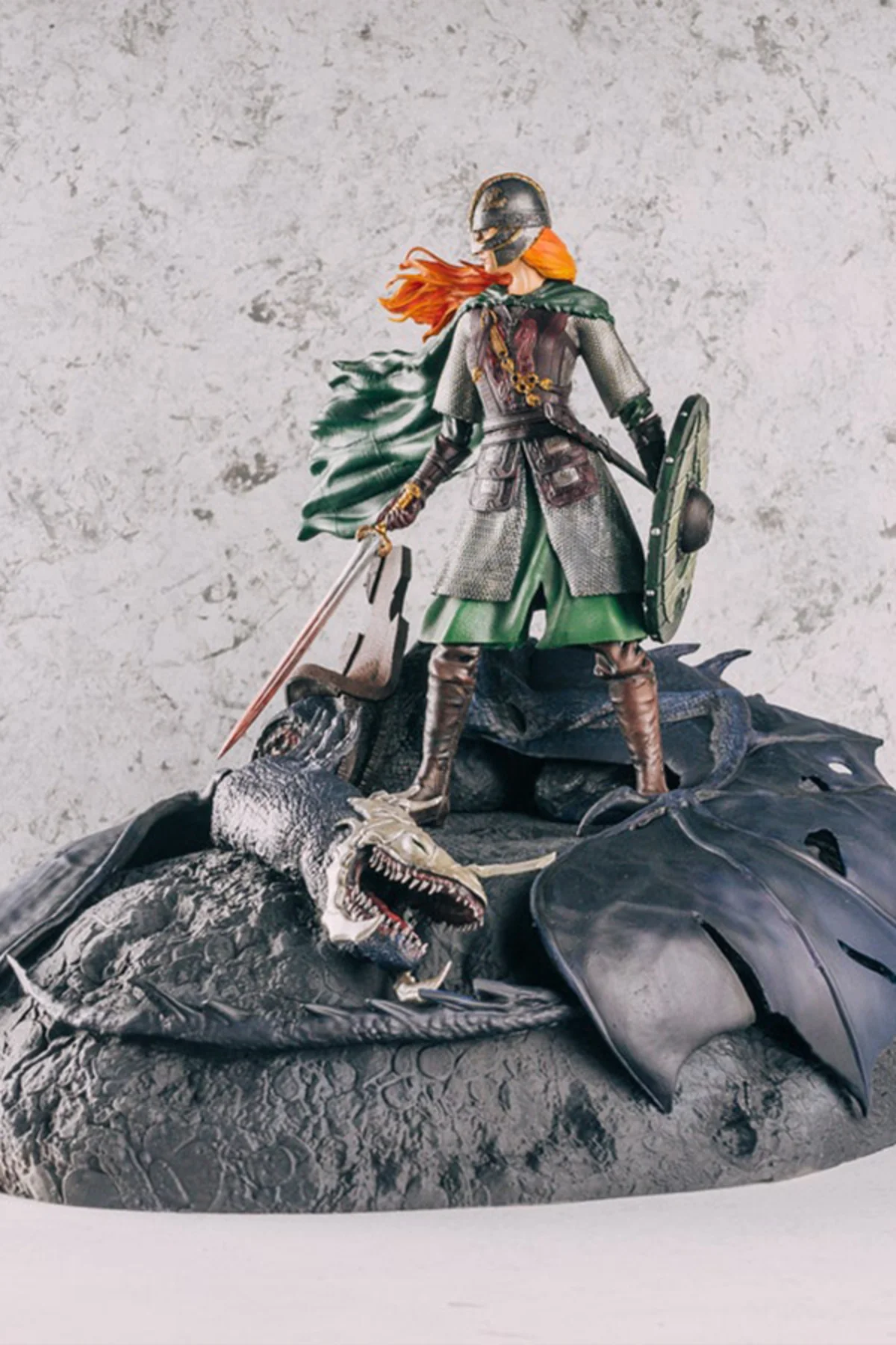 Yüzüklerin Efendisi Eowyn Figür Lord of the Rings Eowyn Obje Büyük Boy 25CM