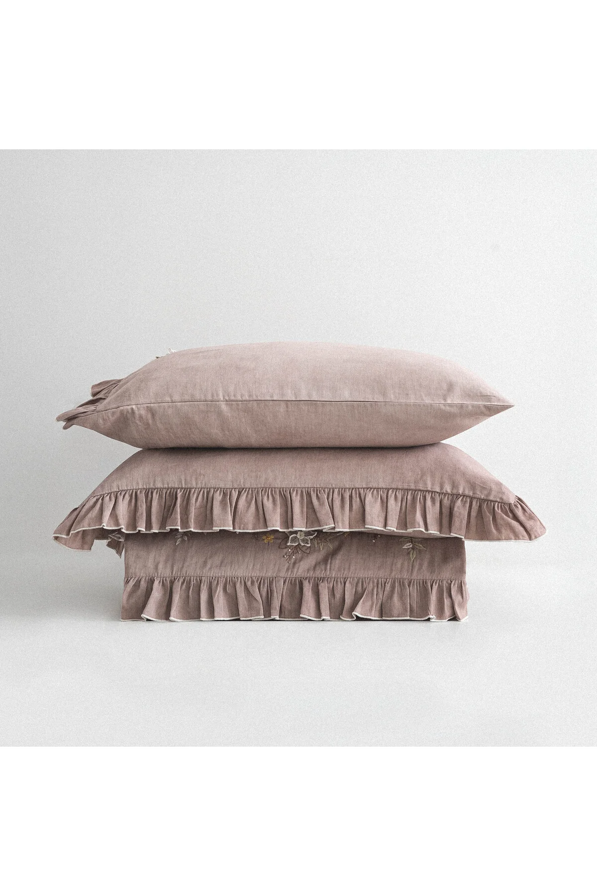 Zaira Çift Kişilik Nevresim Takımı %100 Organik Pamuk Saten El Nakışlı Pudra 200x220 Cm Zaira Çift Kişilik Nevresim Takımı %100 Organik Pamuk Saten El Nakışlı Pudra 200x220 Cm