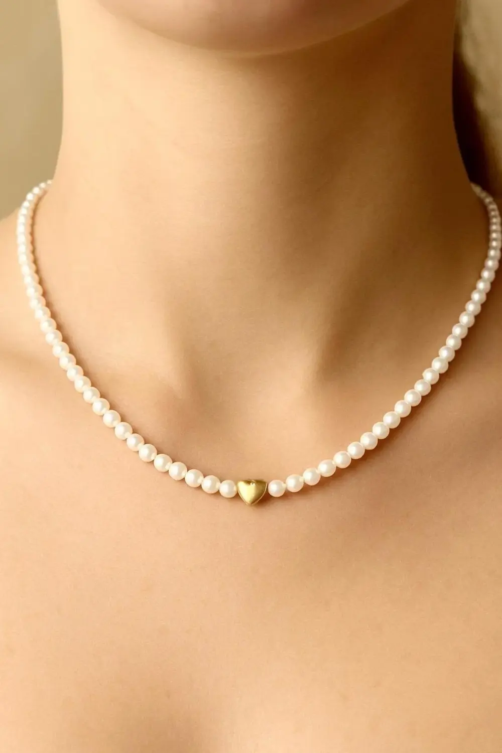 zarif ortası kararmaz kalpli 1.kalite lüx inci kolye