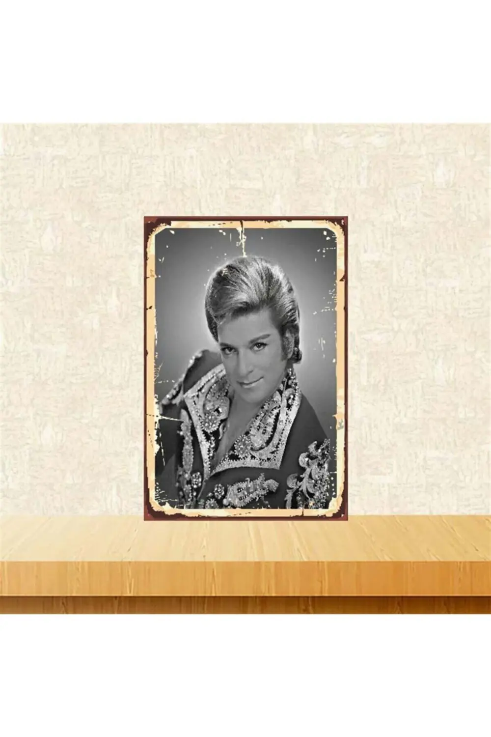 Zeki Müren Retro Ahşap Poster 20x30 cm Fiyatı, Yorumları ve Özellikleri