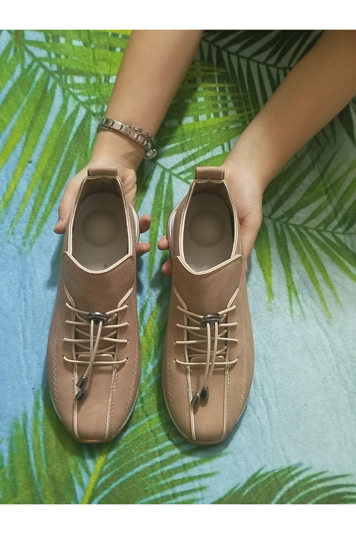 Zetta Ortopedik Tabanlı Günlük Yumuşak Kadın Cilt Ayakkabı Nut Sn