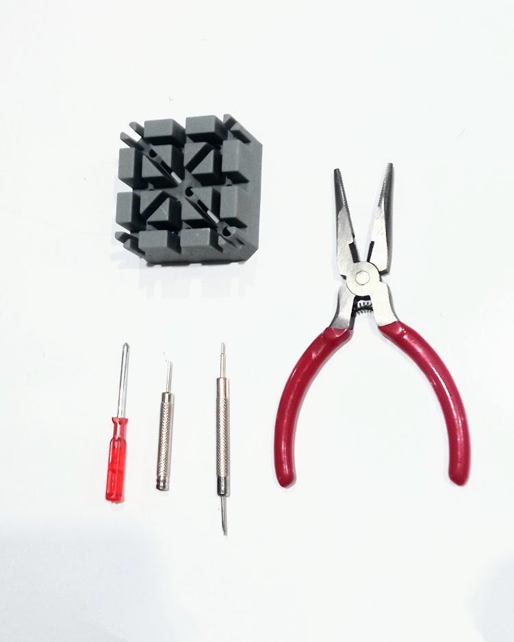 Zhltools 5 Parça Saat Tamir ve Saat Pimi Sökme Seti Zhltools 5 Parça Saat Tamir ve Saat Pimi Sökme Seti