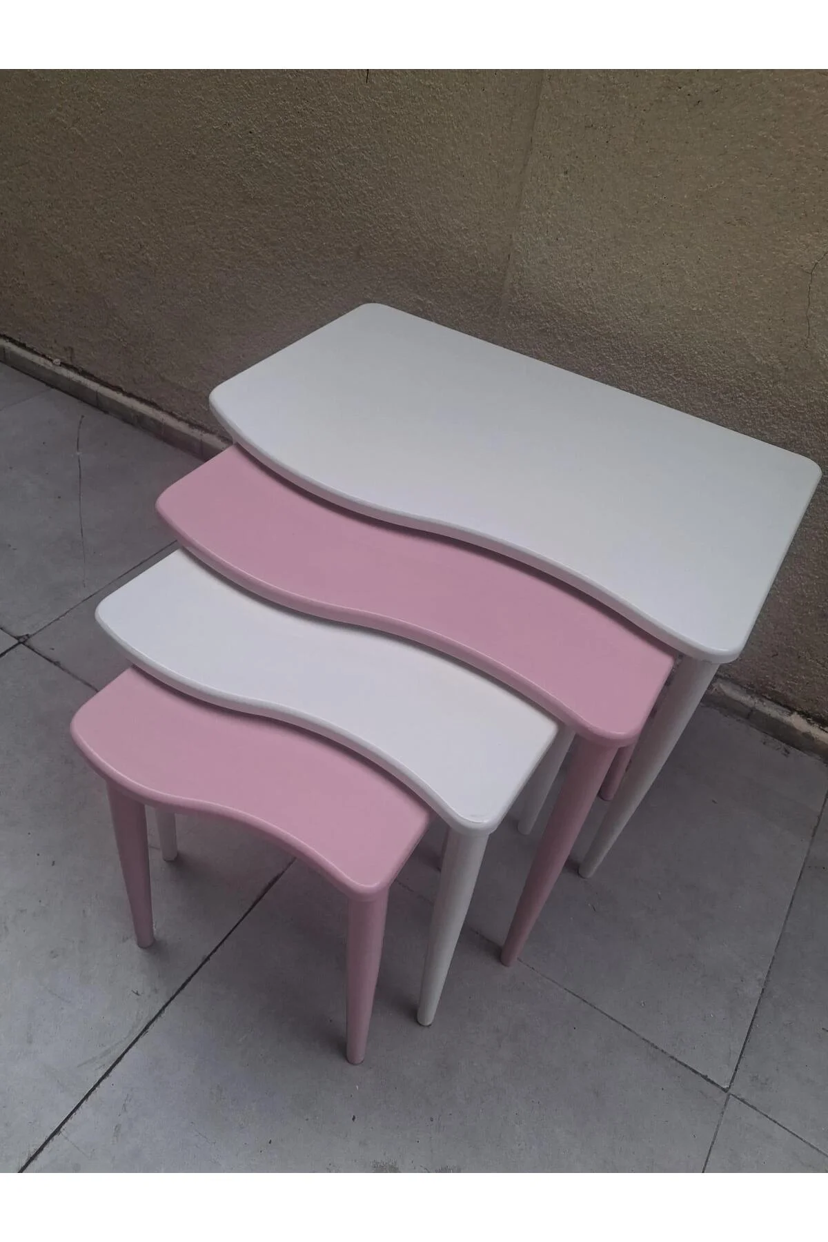 Zigon 13226 S Model Kayın RETRO Ayak Parlak pembe-beyaz renk MDF Tabla Elyapım Zigon 13226 S Model Kayın RETRO Ayak Parlak pembe-beyaz renk MDF Tabla Elyapım - Görsel 3