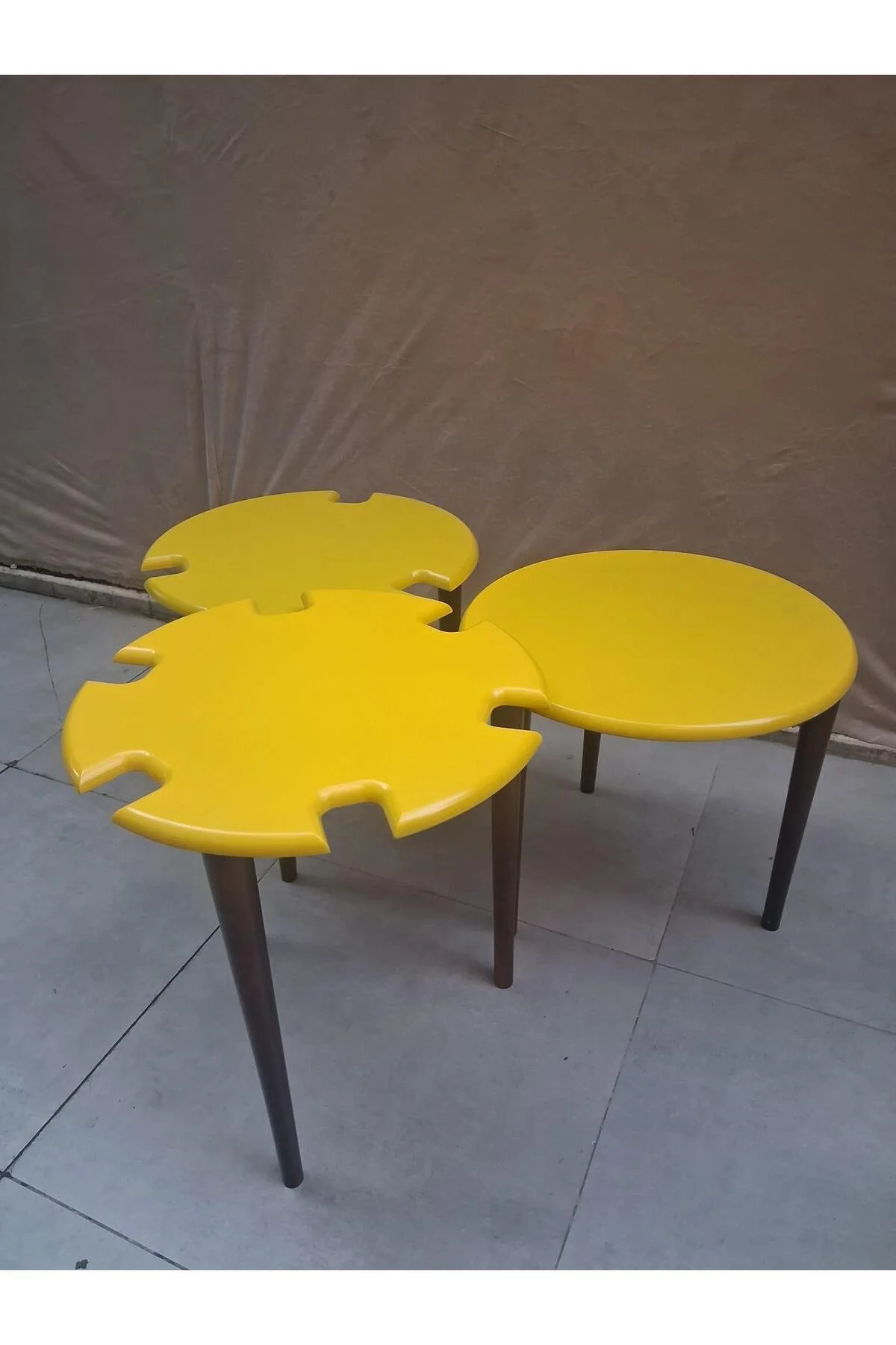 Zigon Dümen Sehpa 90609 Yuvarlak Model Kayın Torna Parlak Sarı Tabla Ceviz Ayak - Görsel 2