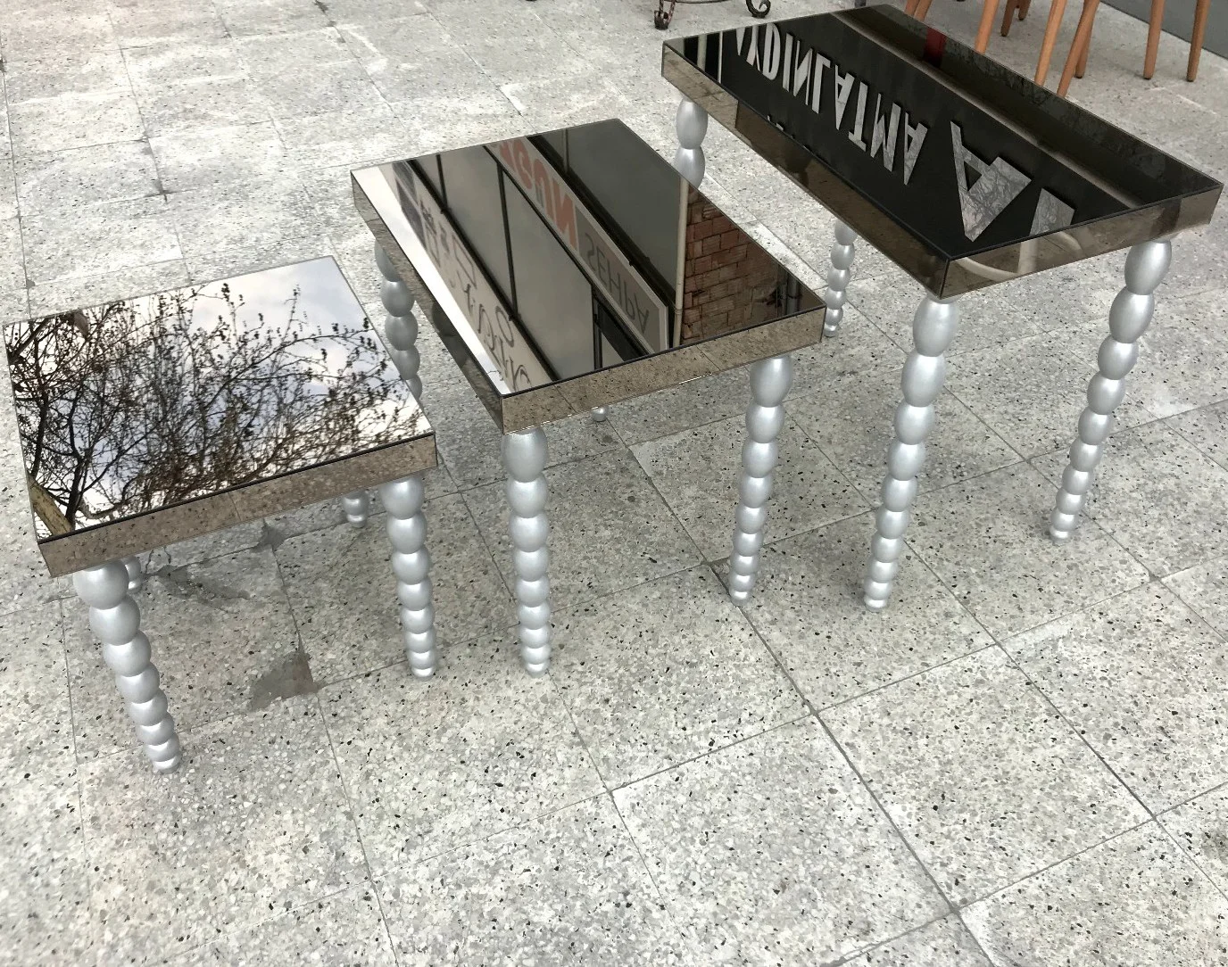 Zigon Sehpa 12459 Elma Model Beyaz Parlak Ayna Kaplama Tabla Ahşa