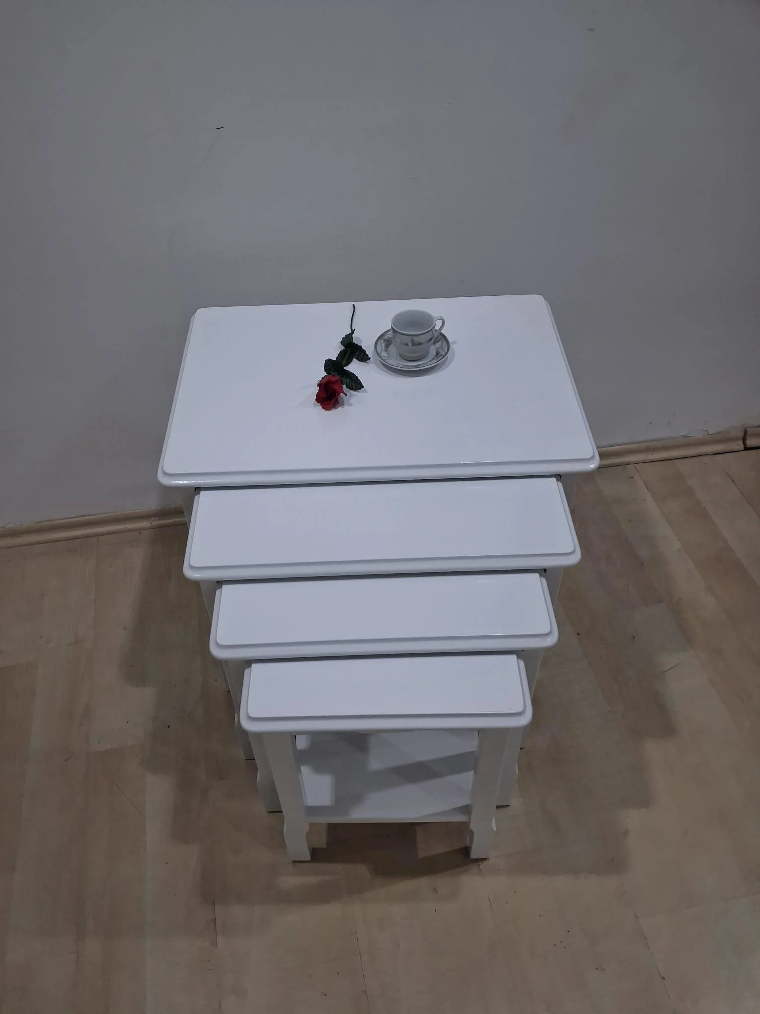 Zigon Sehpa 14599 Kayın Ahşap Klasik Model Lake Parlak Beyaz Renk 4lü El Yapım Fiyatı, Yorumları ve Özellikleri
