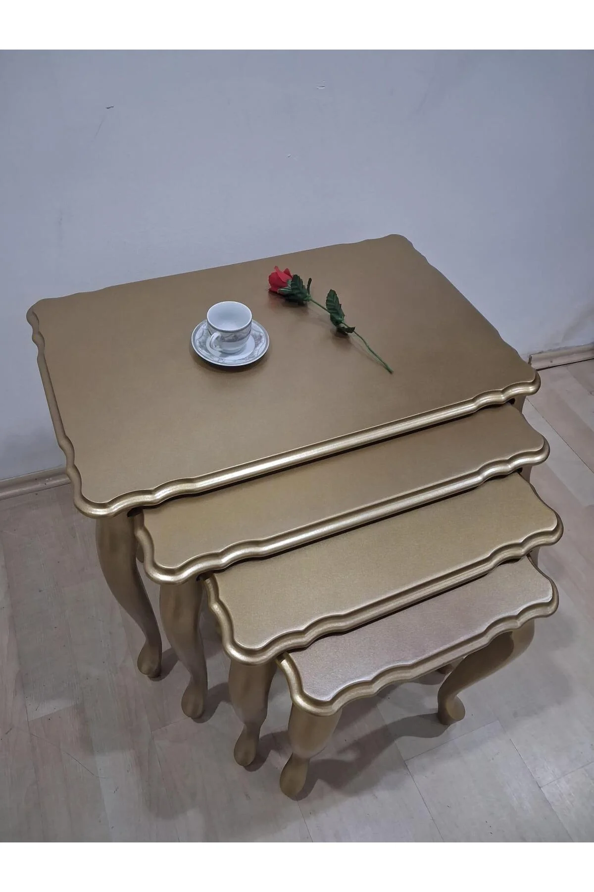 Zigon ST 90640 Klasik Model Sehpa Parlak Gold Renk Kayın Aslan Ayak El Yapım - Görsel 4