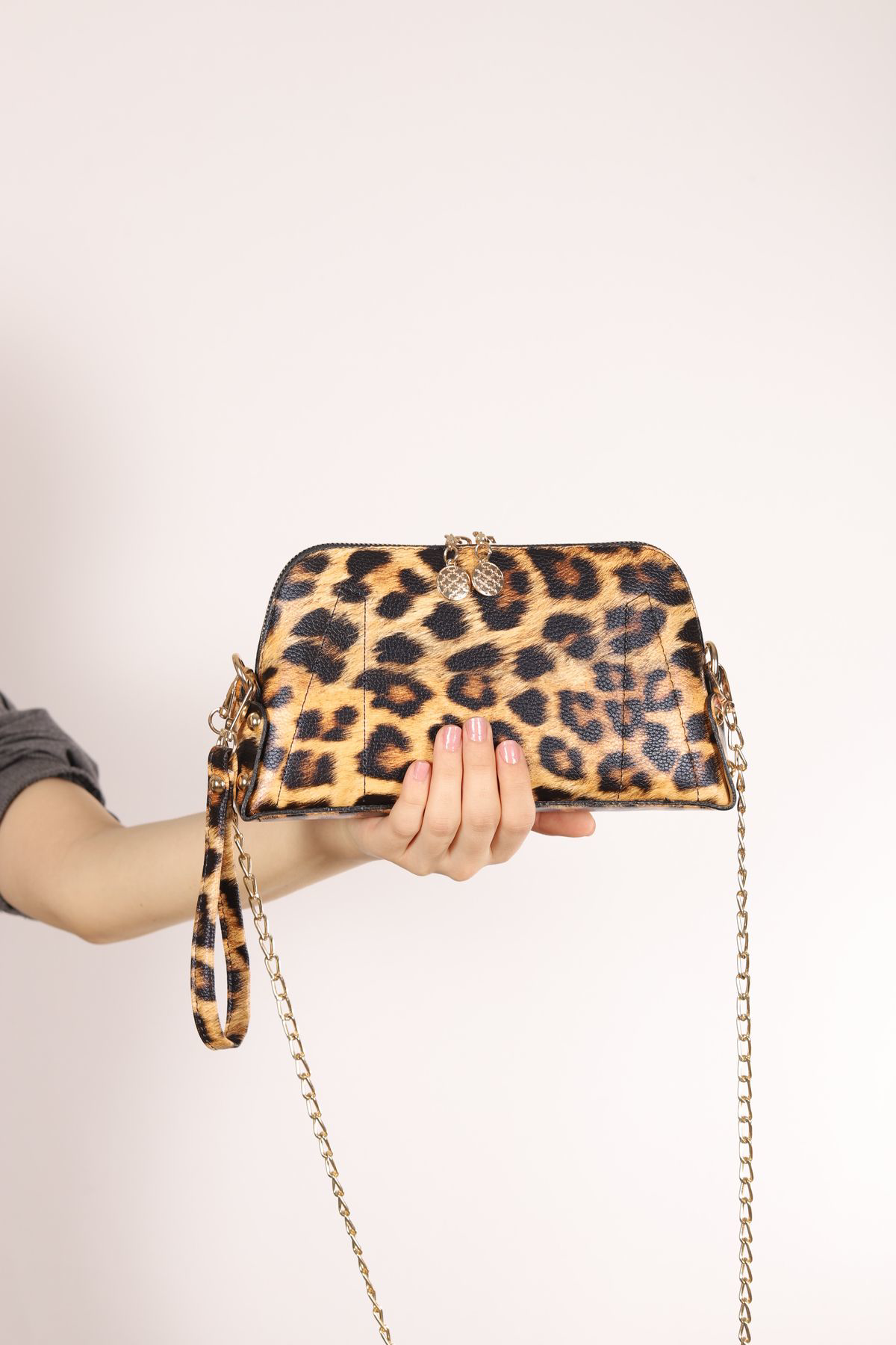 Bagmolly Zincir Askili Çanta Leopar Desenli