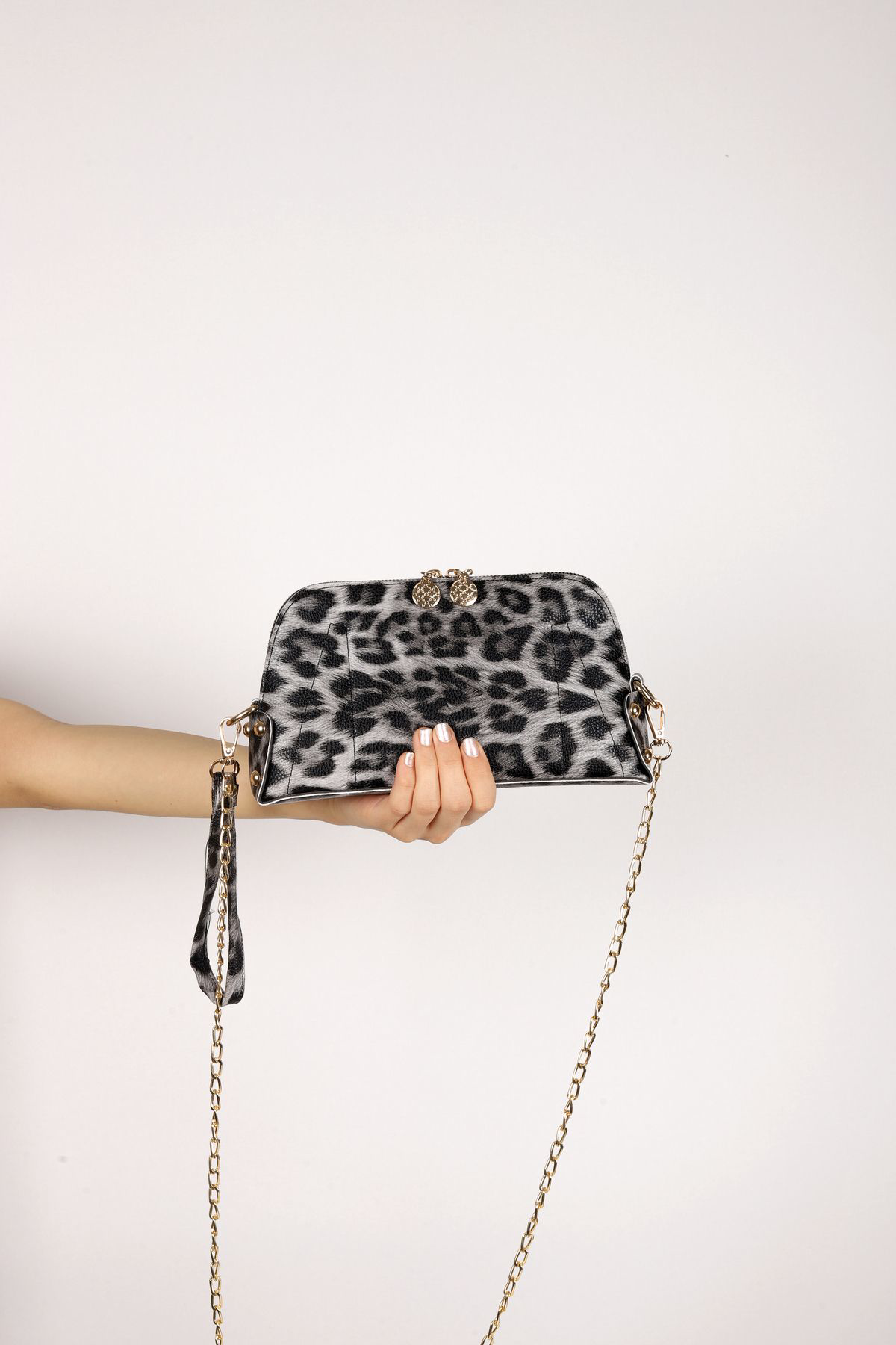 Bagmolly Zincir Askili Çanta Beyaz Leopar Desenli Çapraz Çanta