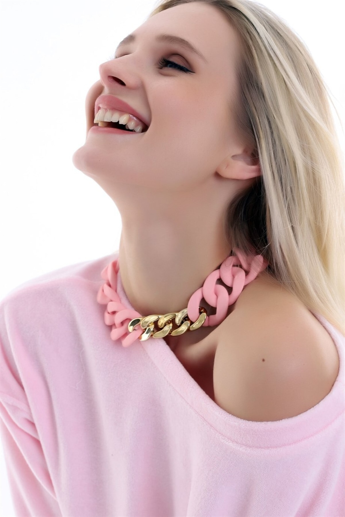 Zincir Desenli Spor Zarif Ve Şık Asetat Zincir Kolye