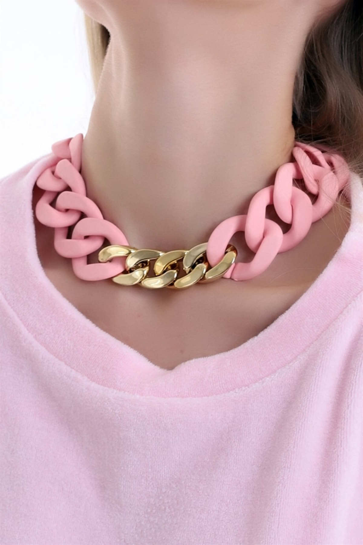 Zincir Desenli Spor Zarif Ve Şık Asetat Zincir Kolye