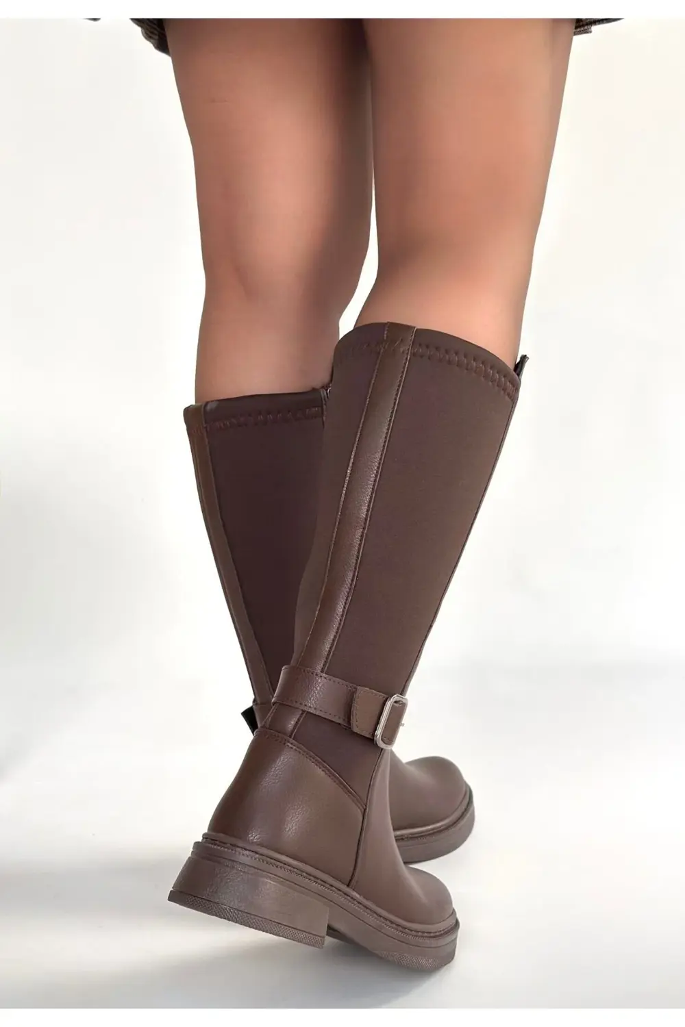 Zinda Kahverengi Cilt Çizme