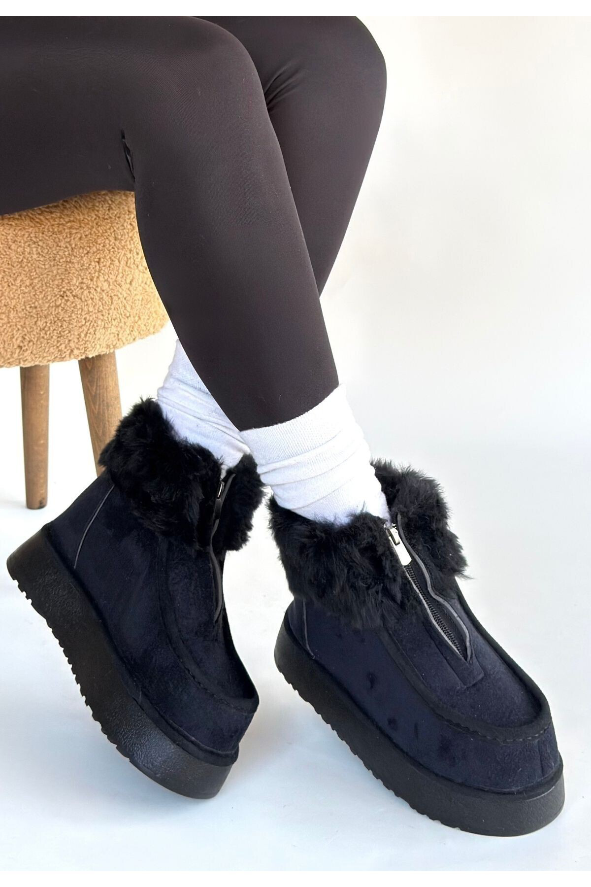 Zinya Siyah Süet Bot - Lisinya