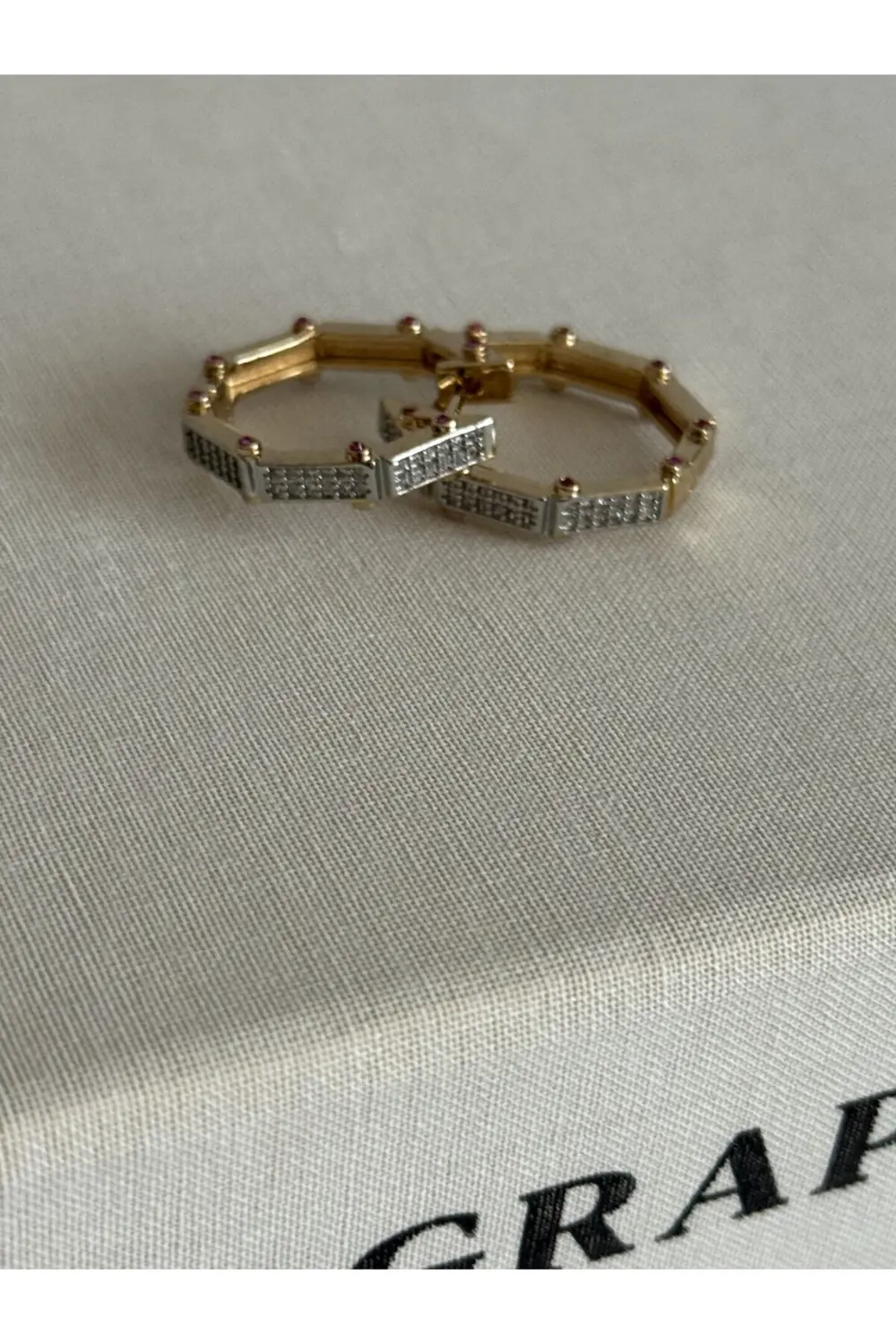 Atelier Emine Zirkon Detay Çokgen Küpe