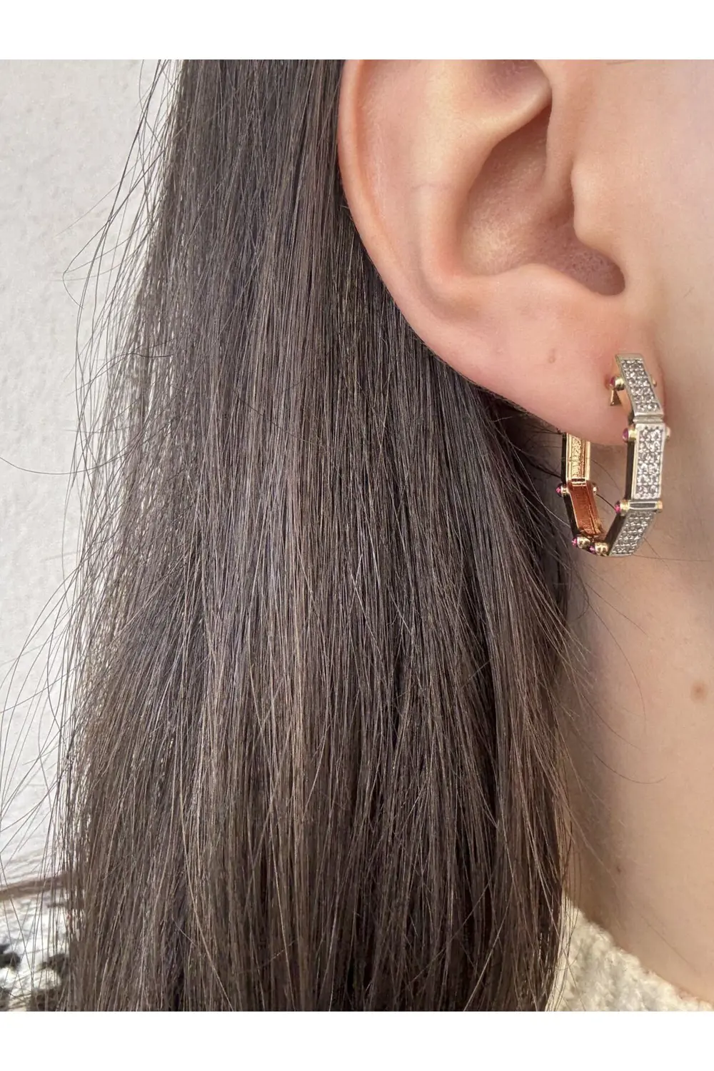 Atelier Emine Zirkon Detay Çokgen Küpe