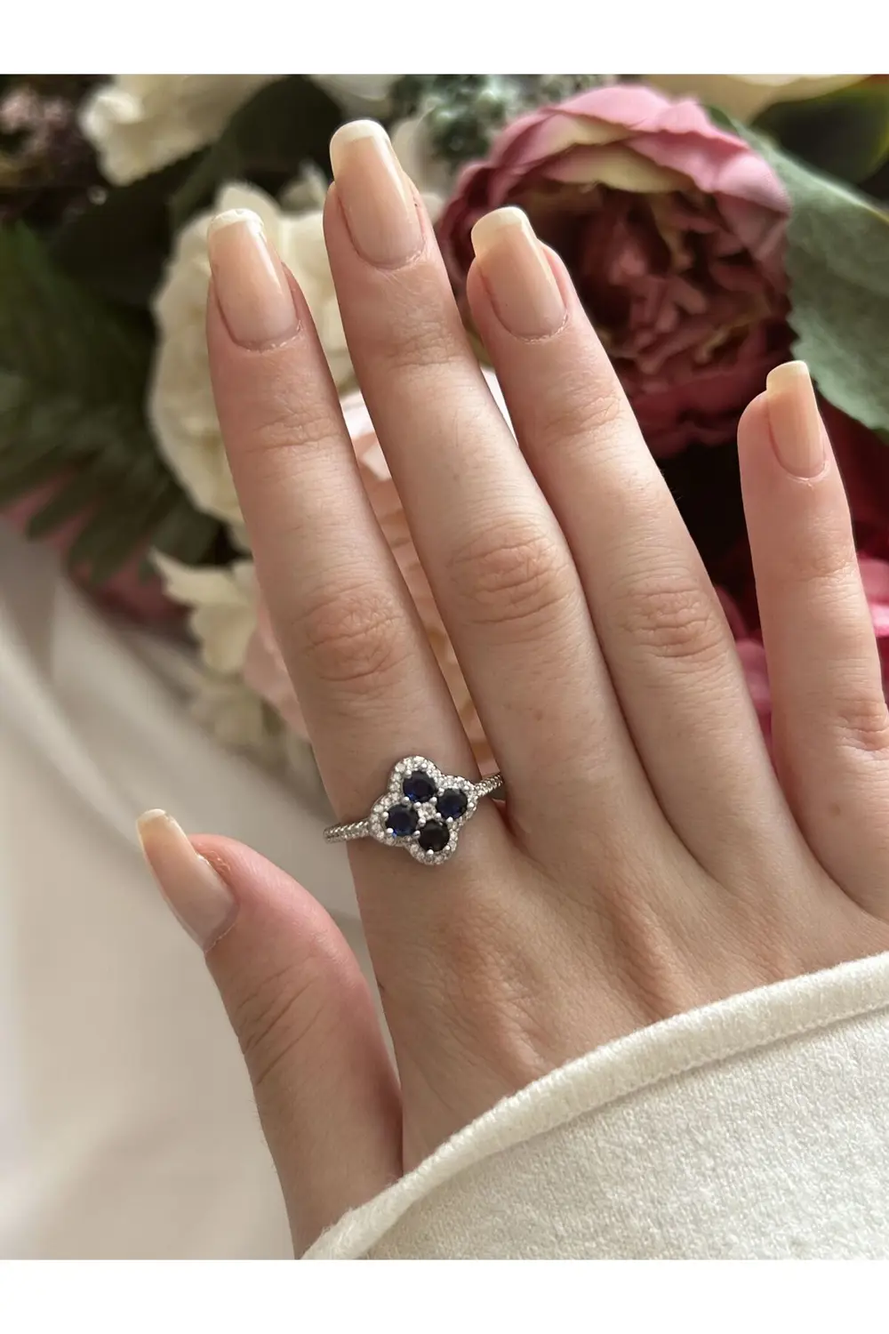 Atelier Emine Zirkon Lacivert Yonca Yüzük