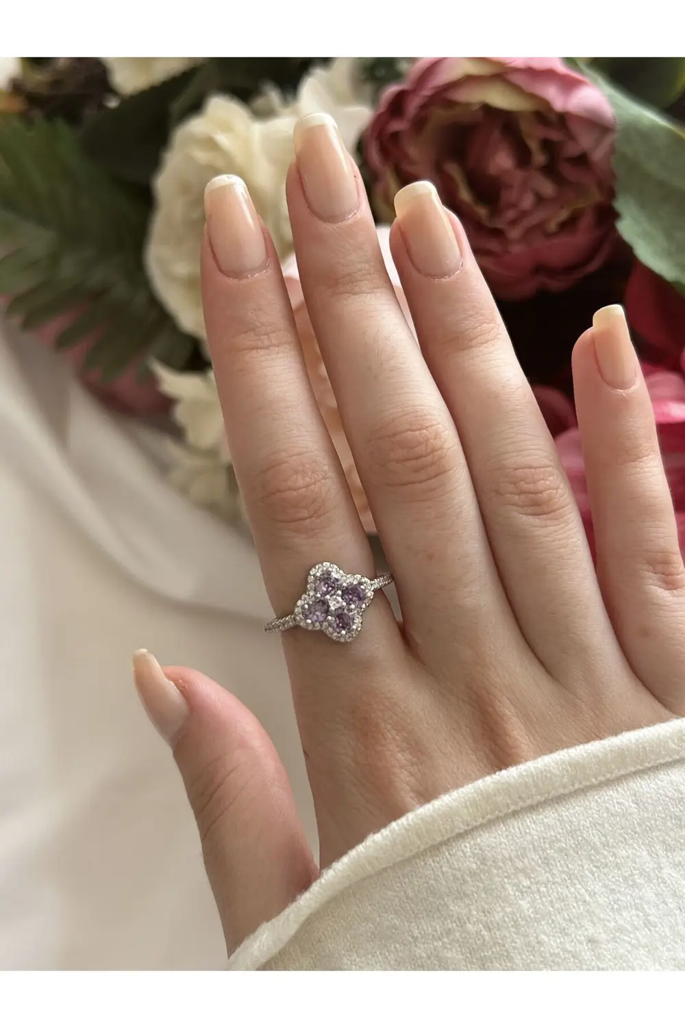 Atelier Emine Zirkon Mor Yonca Yüzük