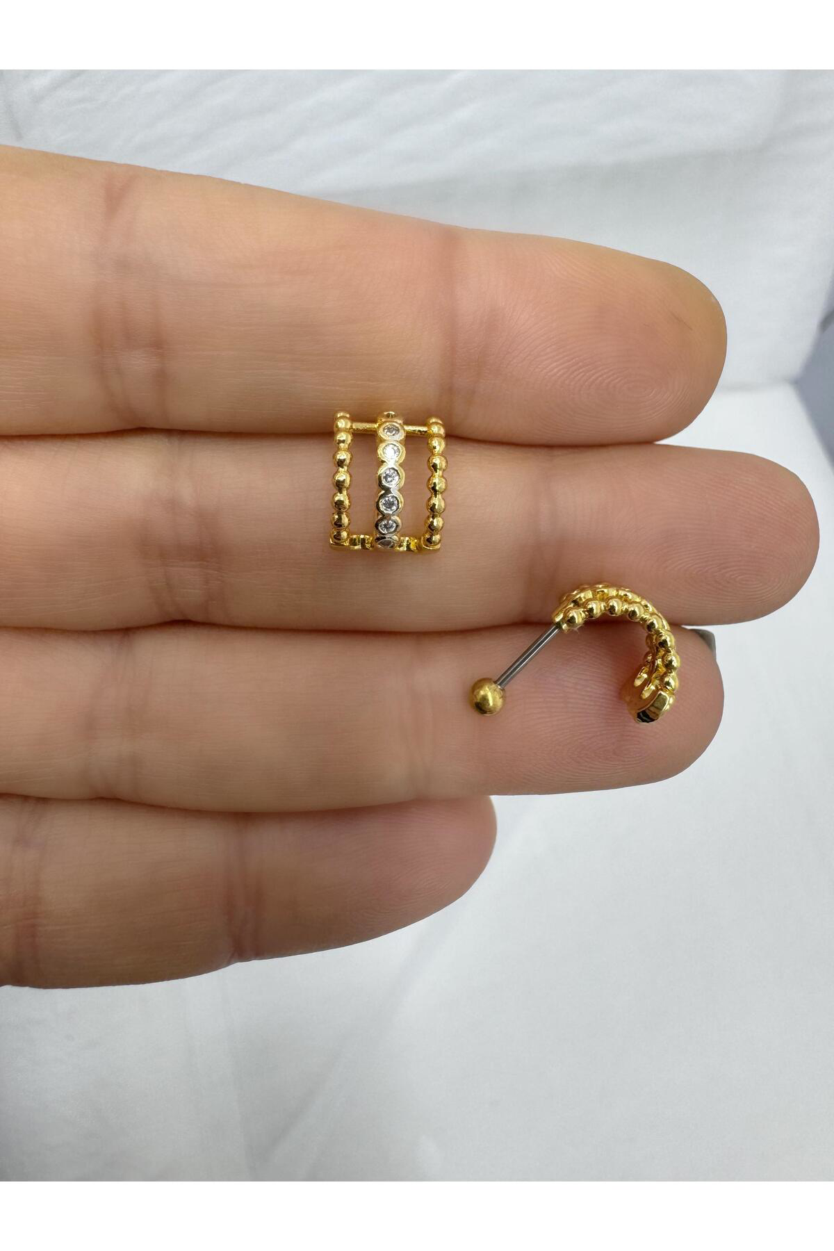 Zirkon taşlı  1 adet halka görünümlü tragus helix lobe conch flat lobe uyumlu piercing küpe Fiyatı, Yorumları ve Özellikleri