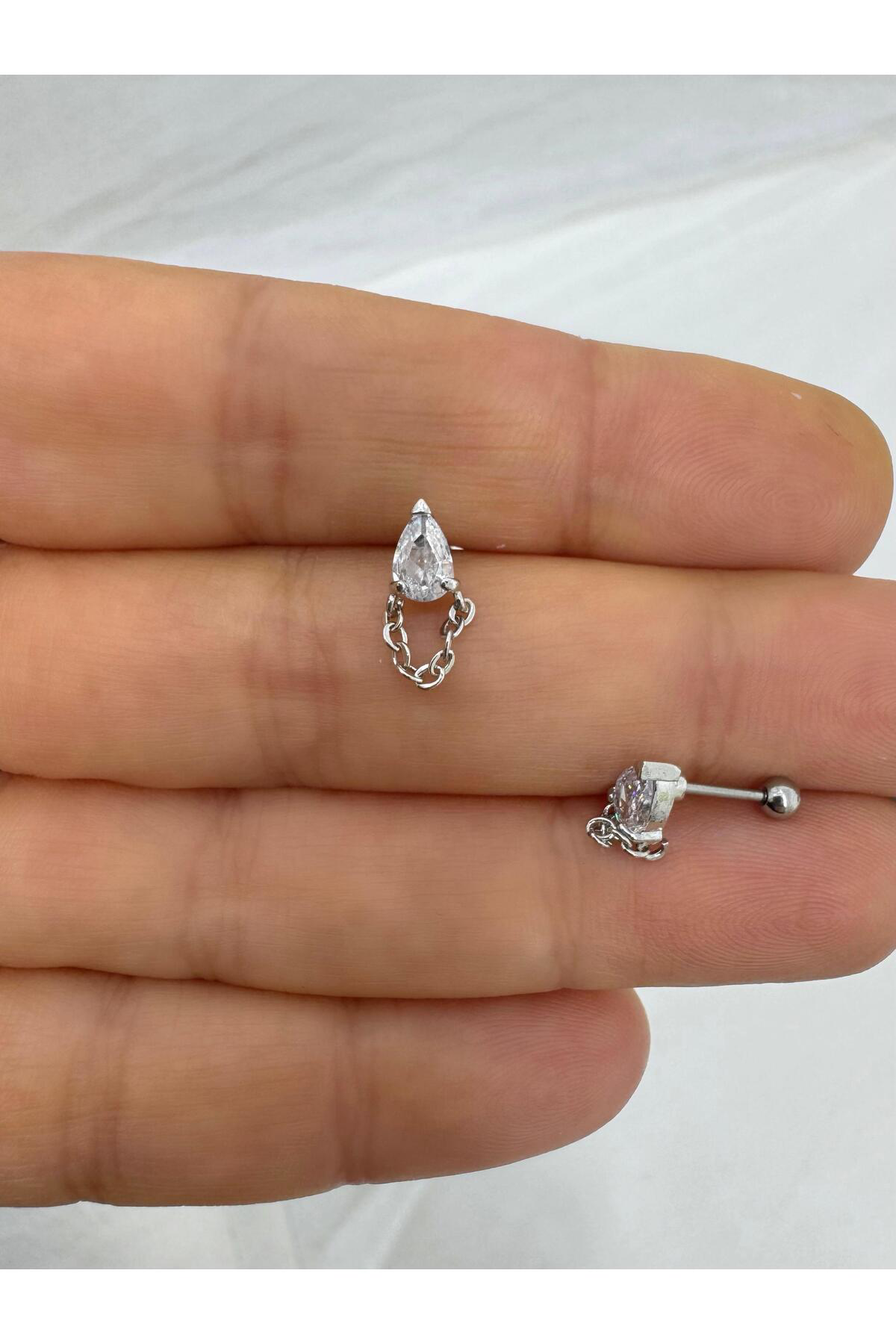 Zirkon taşlı 1 adet tragus helix lobe conch flat lobe uyumlu pier