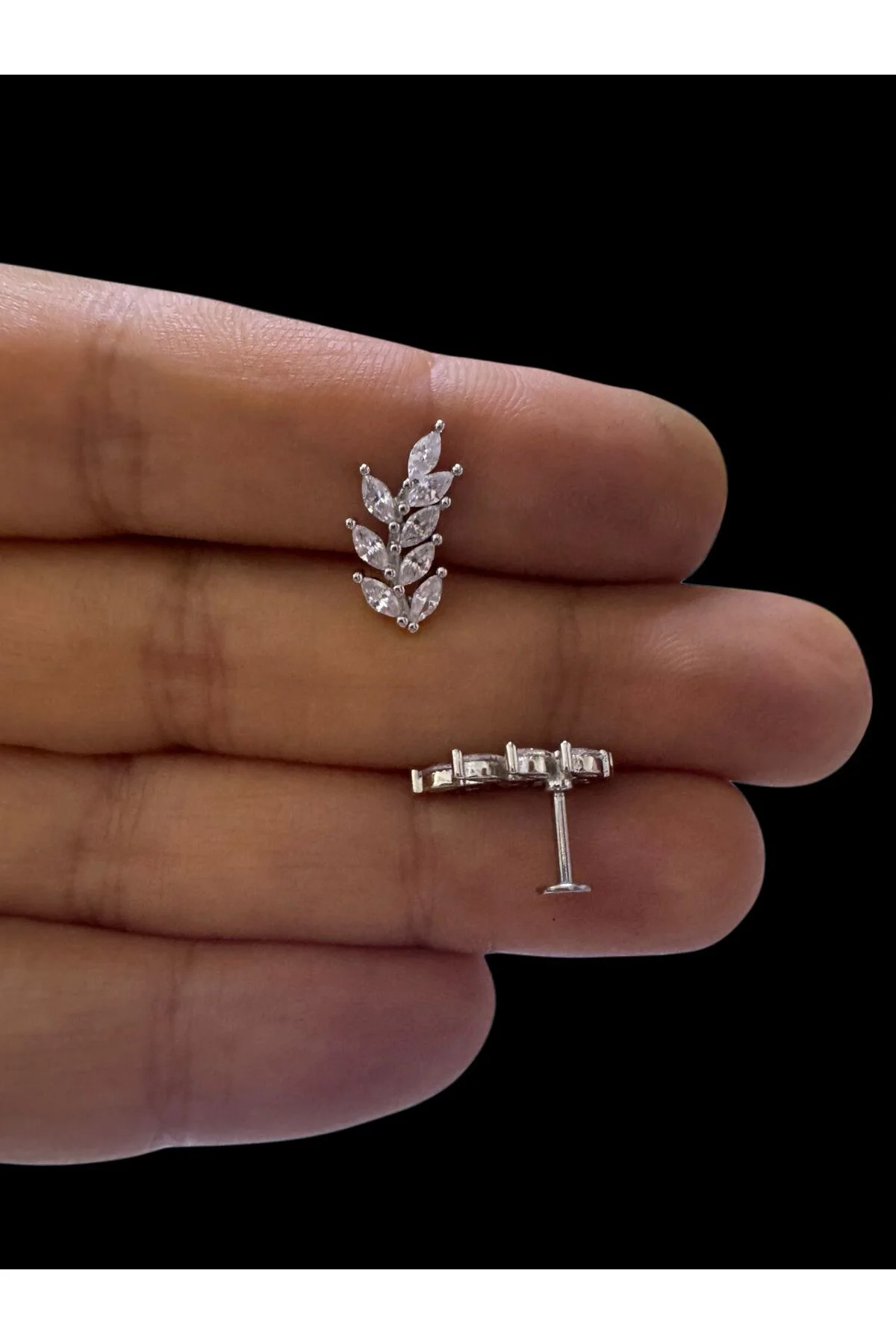 ZİRKON TAŞLI 1 ADET HELİX FLAT LOBE UYUMLU PİERCİNG Fiyatı, Yorumları ve Özellikleri