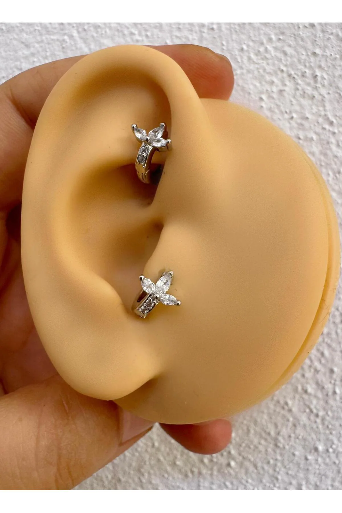 zirkon taşlı 1 adet 6 mm tragus rook mini halka piercing