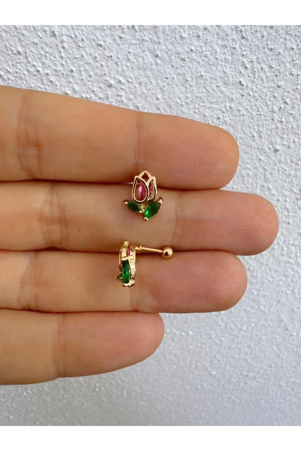 zirkon taşlı 1 adet lale tragus helix lobe uyumlu piercing