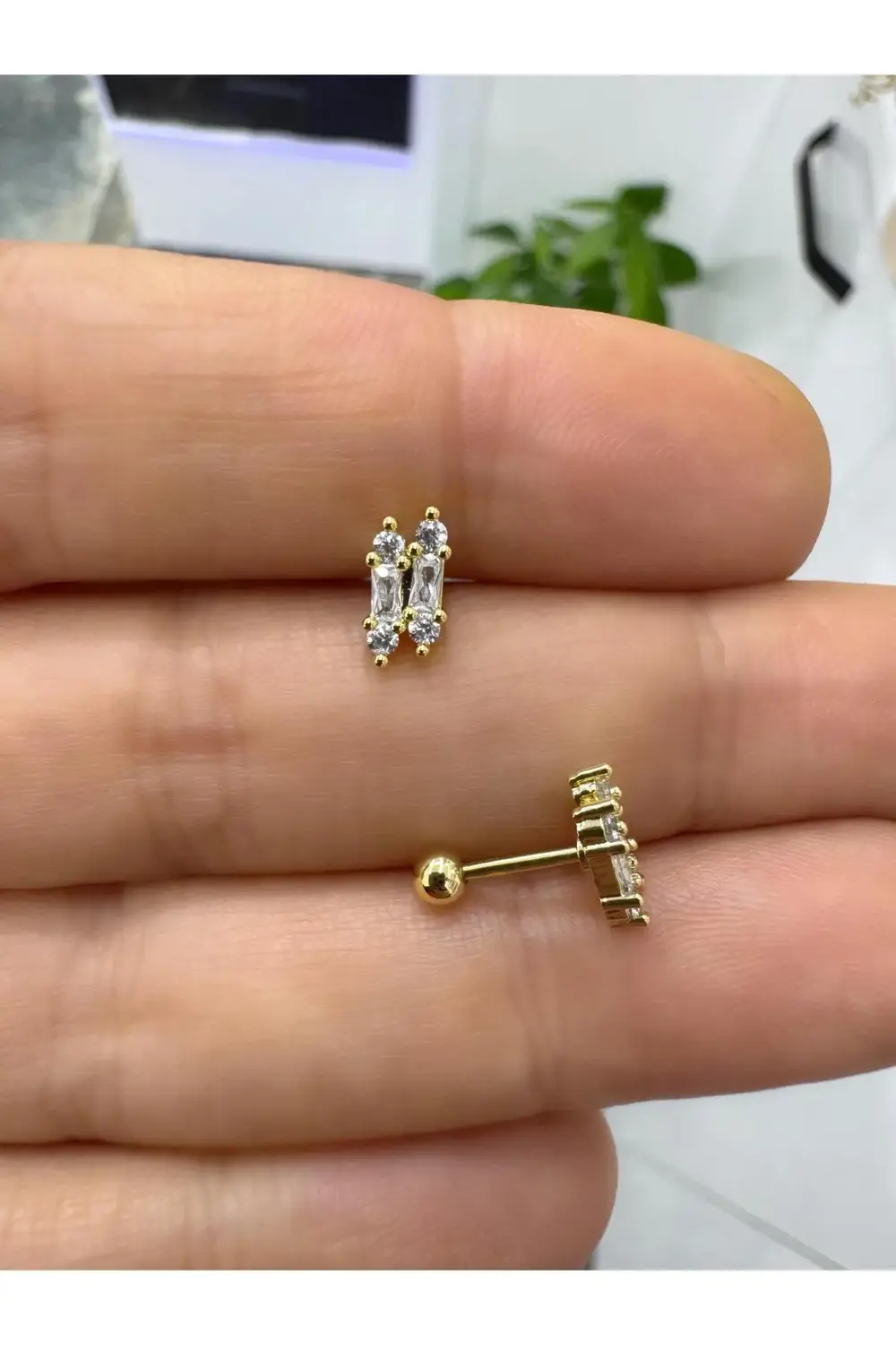 zirkon taşlı 1 adet tragus helix lobe conch flat uyumlu piercing