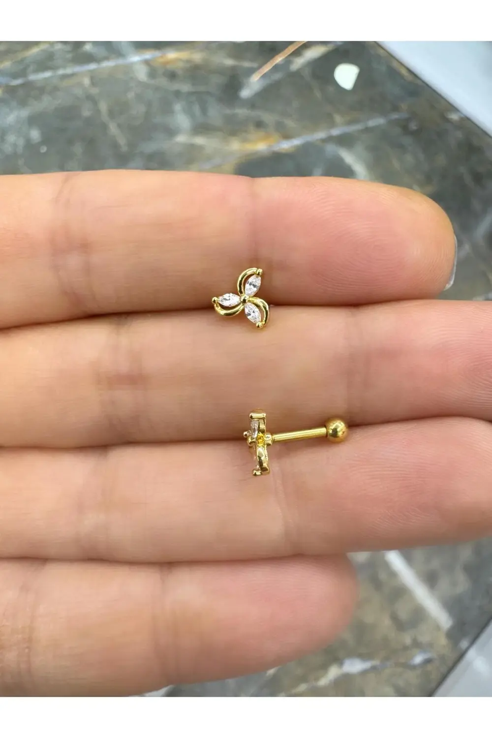 zirkon taşlı 1 adet tragus helix lobe uyumlu piercing küpe