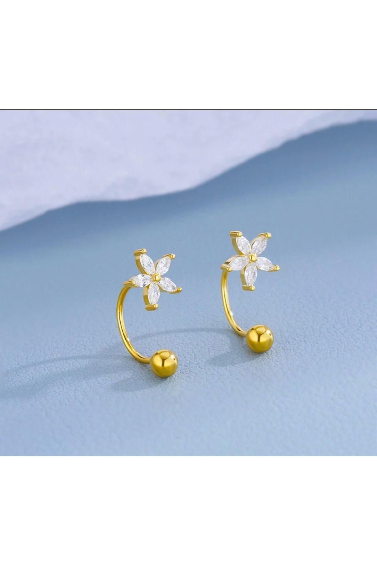 Arescollection Zirkon Taşlı Çiçek Model 1 Adet Kulak Memesi Helix Tragus Rook Uy