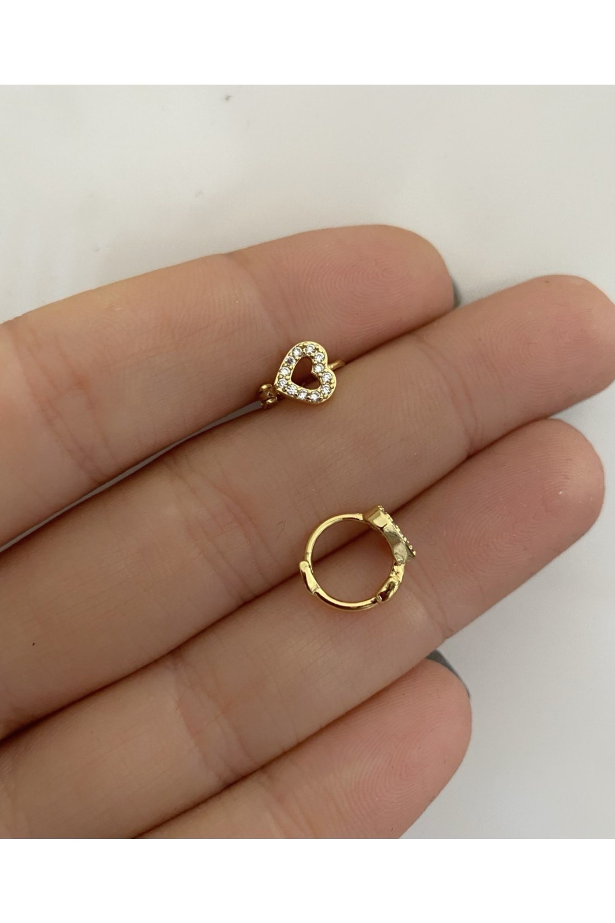 Zirkon Taşlı Helix Lobe Tragus Uyumlu Halka Piercing Küpe