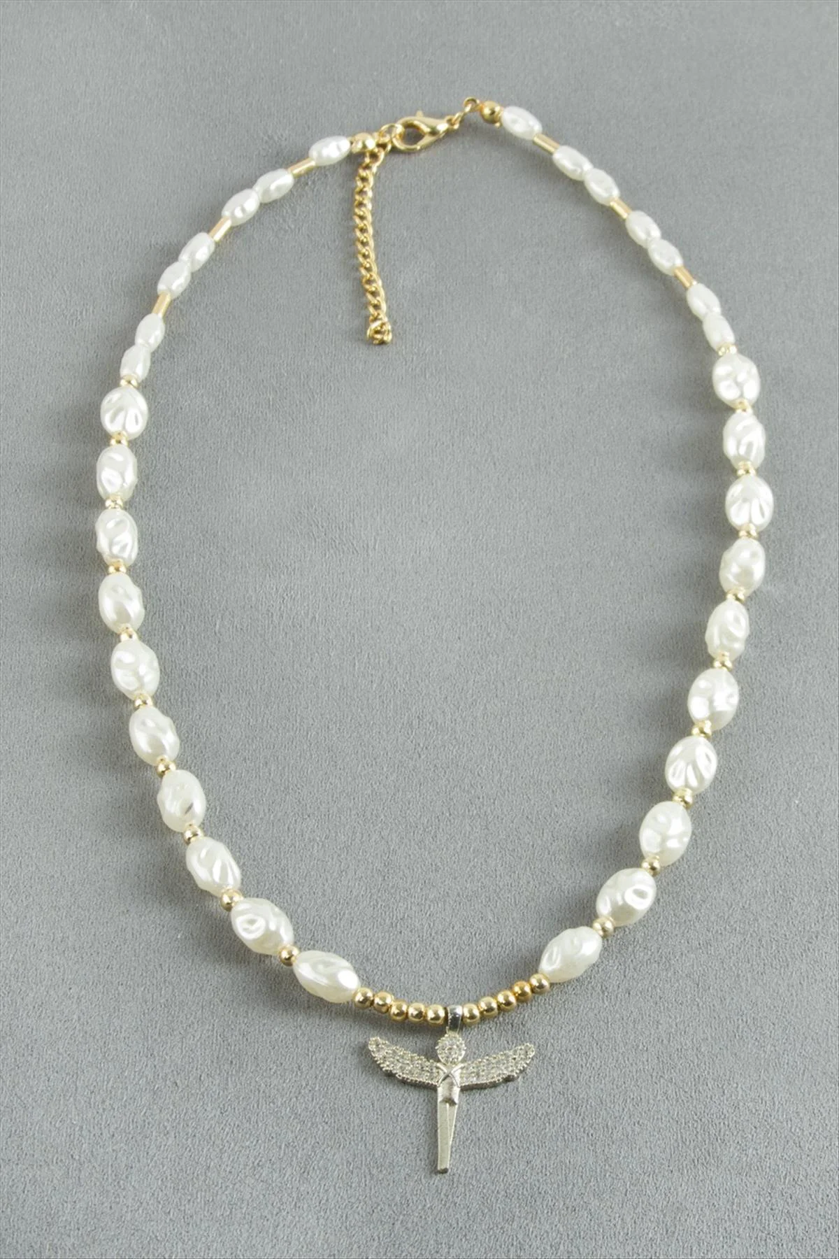 Zirkon Taşlı İnci Kolye