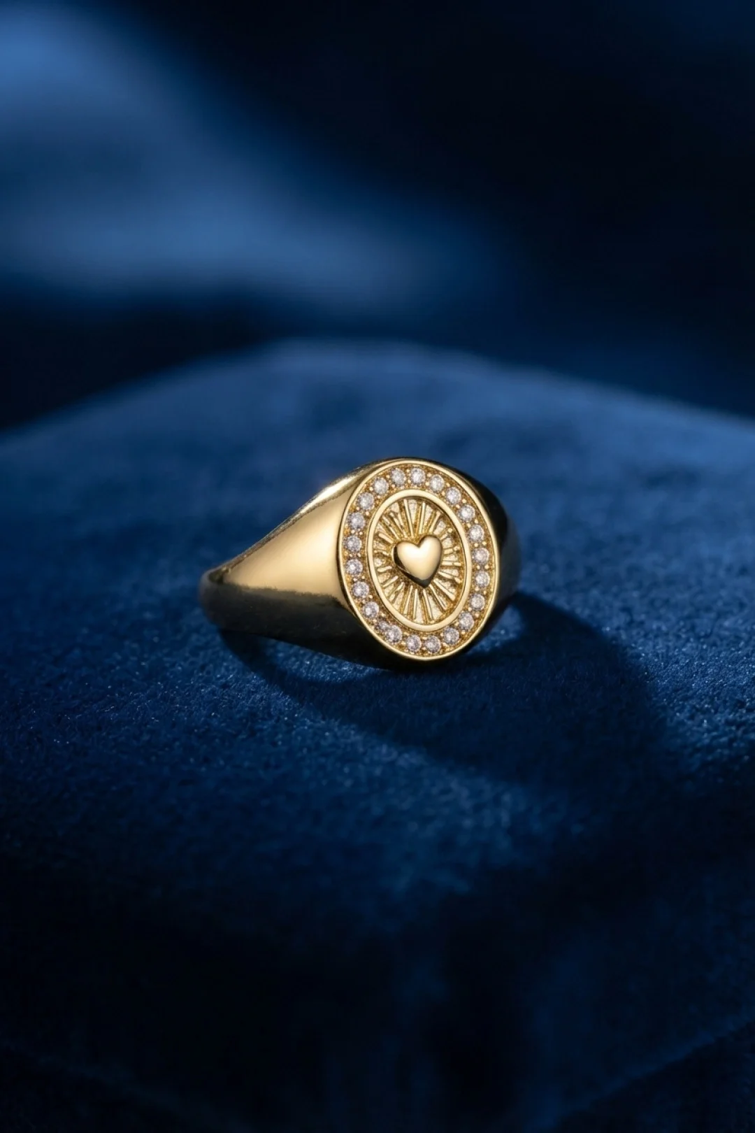 Zirkon Taşlı Kalp Detaylı Gold Renk Kadın Yüzük Fiyatı, Yorumları ve Özellikleri