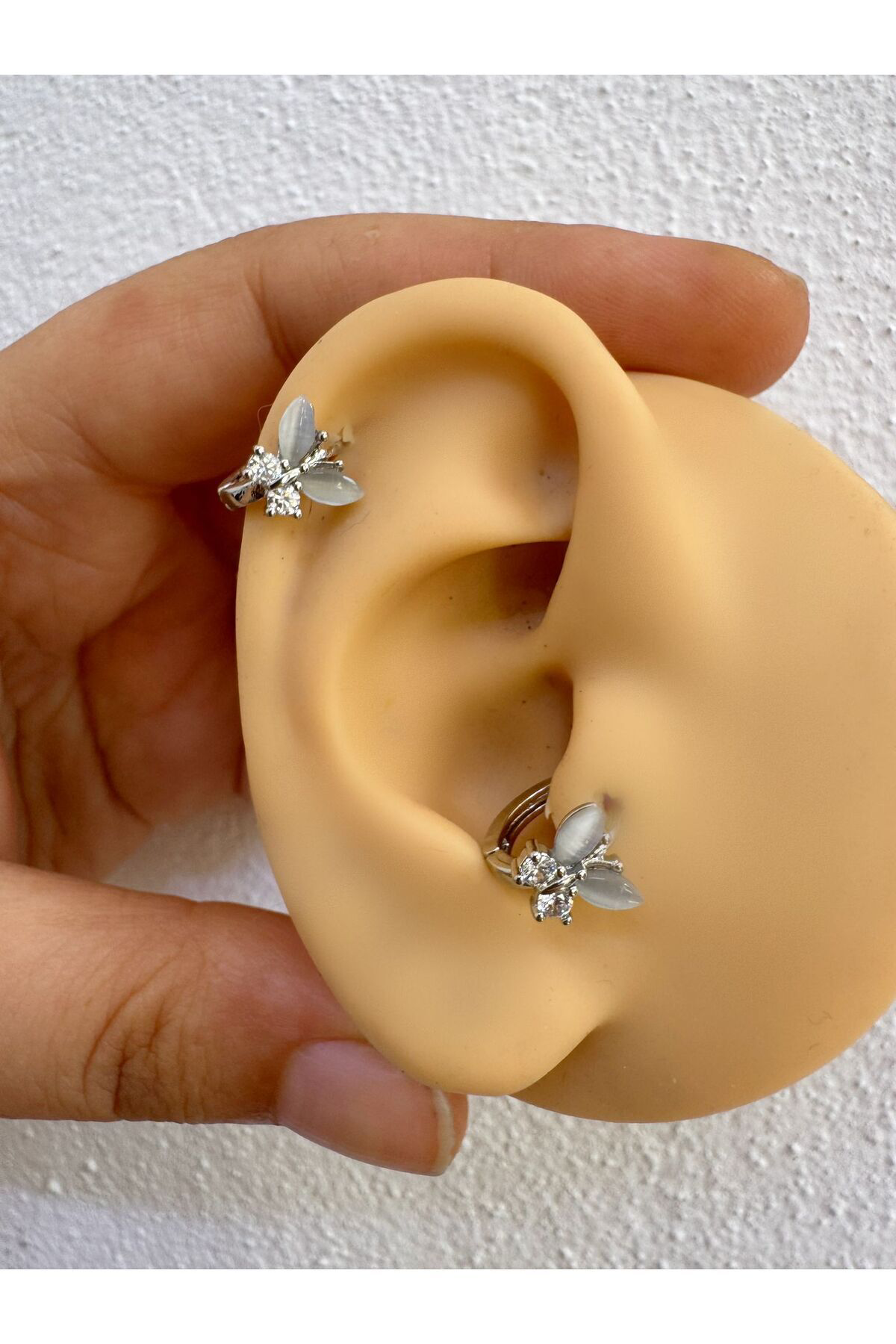 zirkon taşlı kelebek tragus helix lobe uyumlu 1 adet halka piercing
