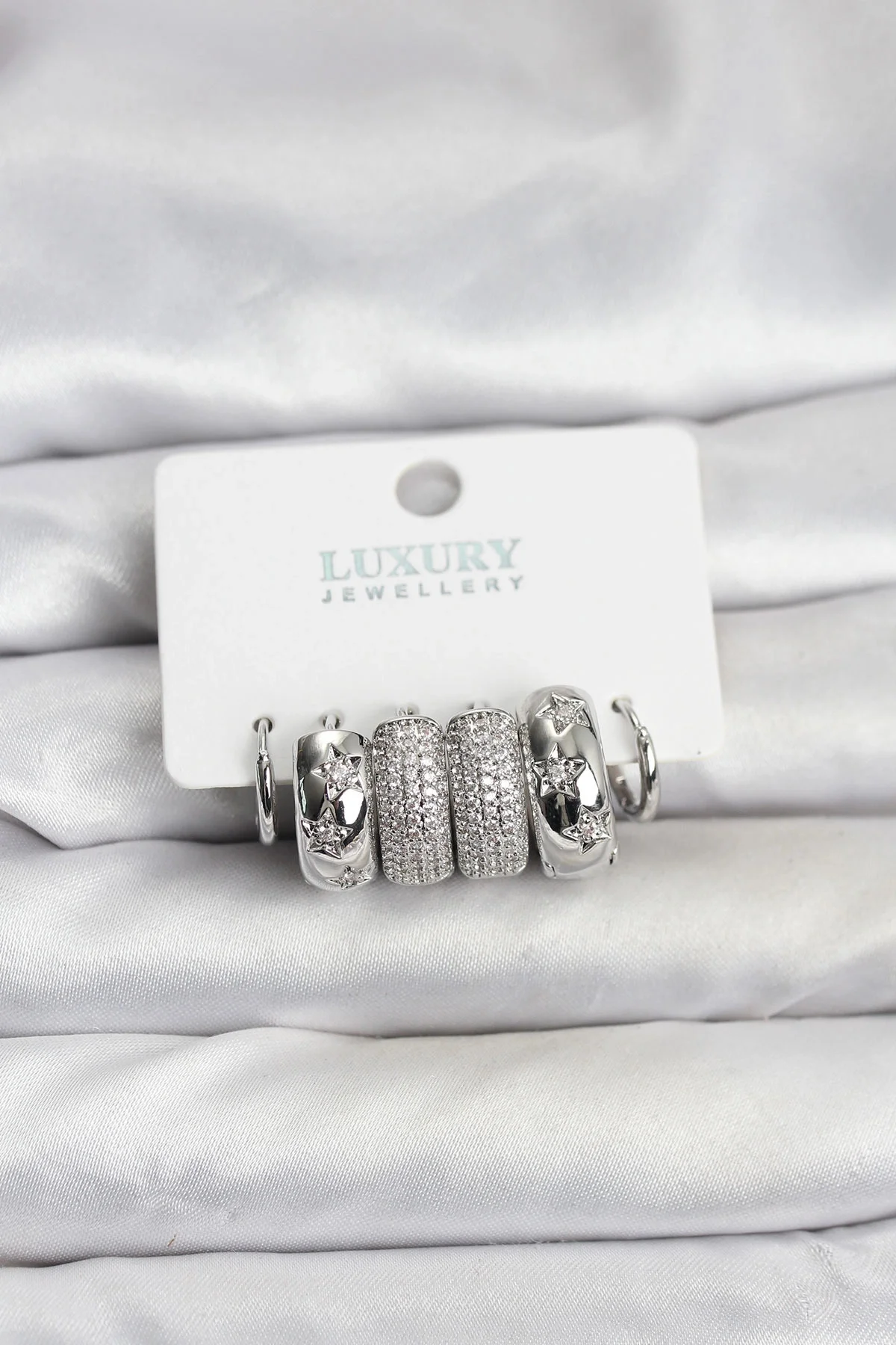 Zirkon Taşlı Pirinç Gümüş Renk Halka Kadın Küpe Seti