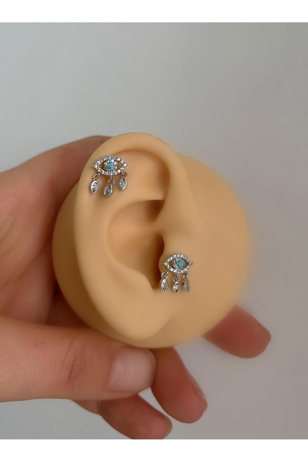 ZİRKON TAŞLI SALLANTILI GÖZ TRAGUS HELİX KIKIRDAK LOBE UYUMLU PİE